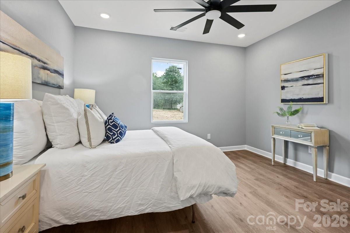 120 Whistling Pines Drive — Statesville