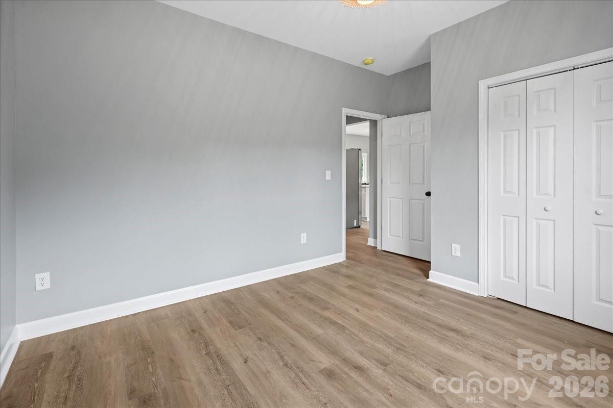 120 Whistling Pines Drive — Statesville