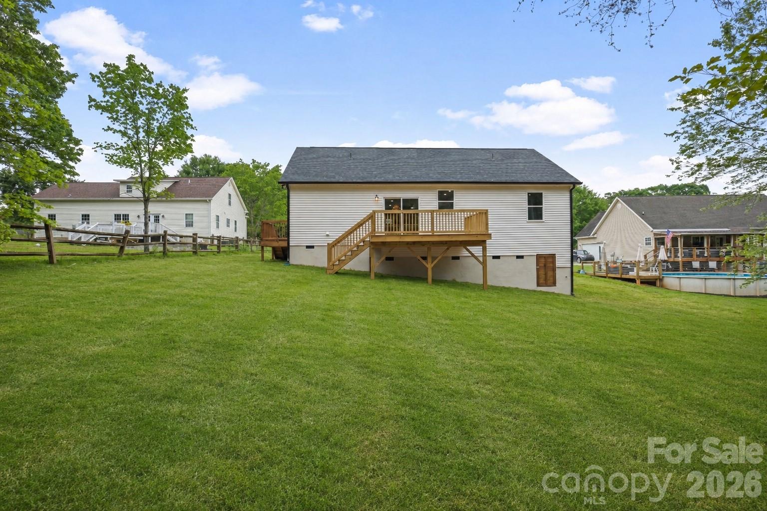 120 Whistling Pines Drive — Statesville