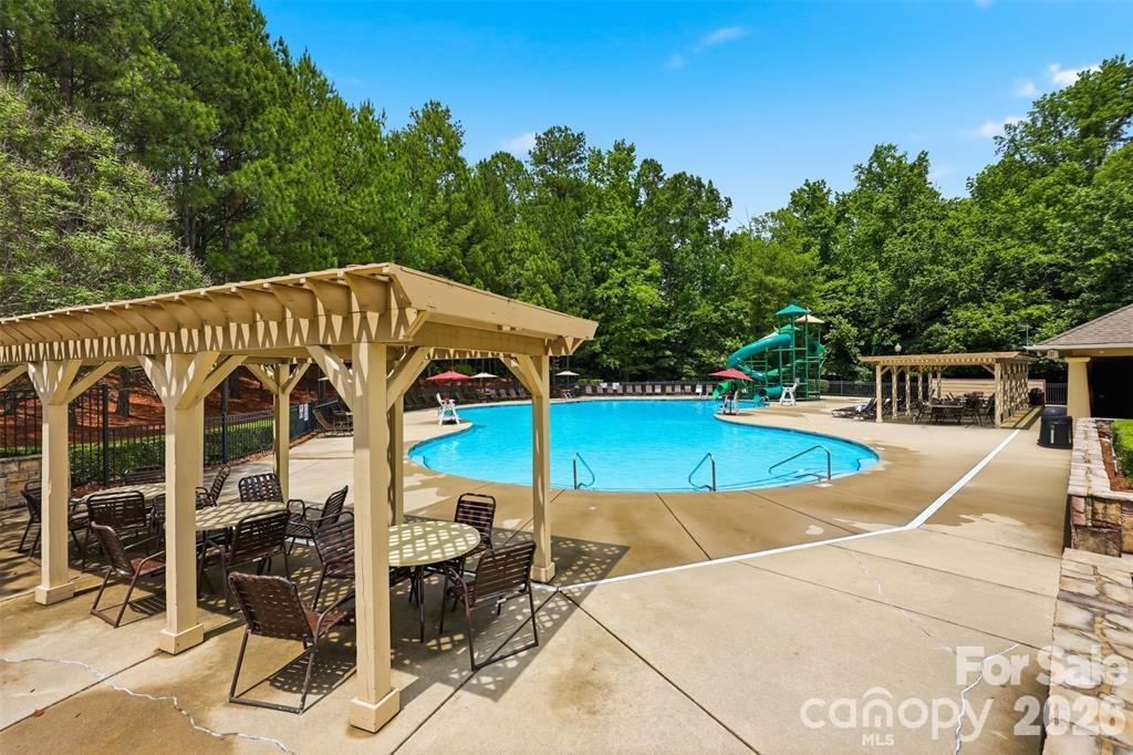 4409 Squirrel Trail Lane — Charlotte