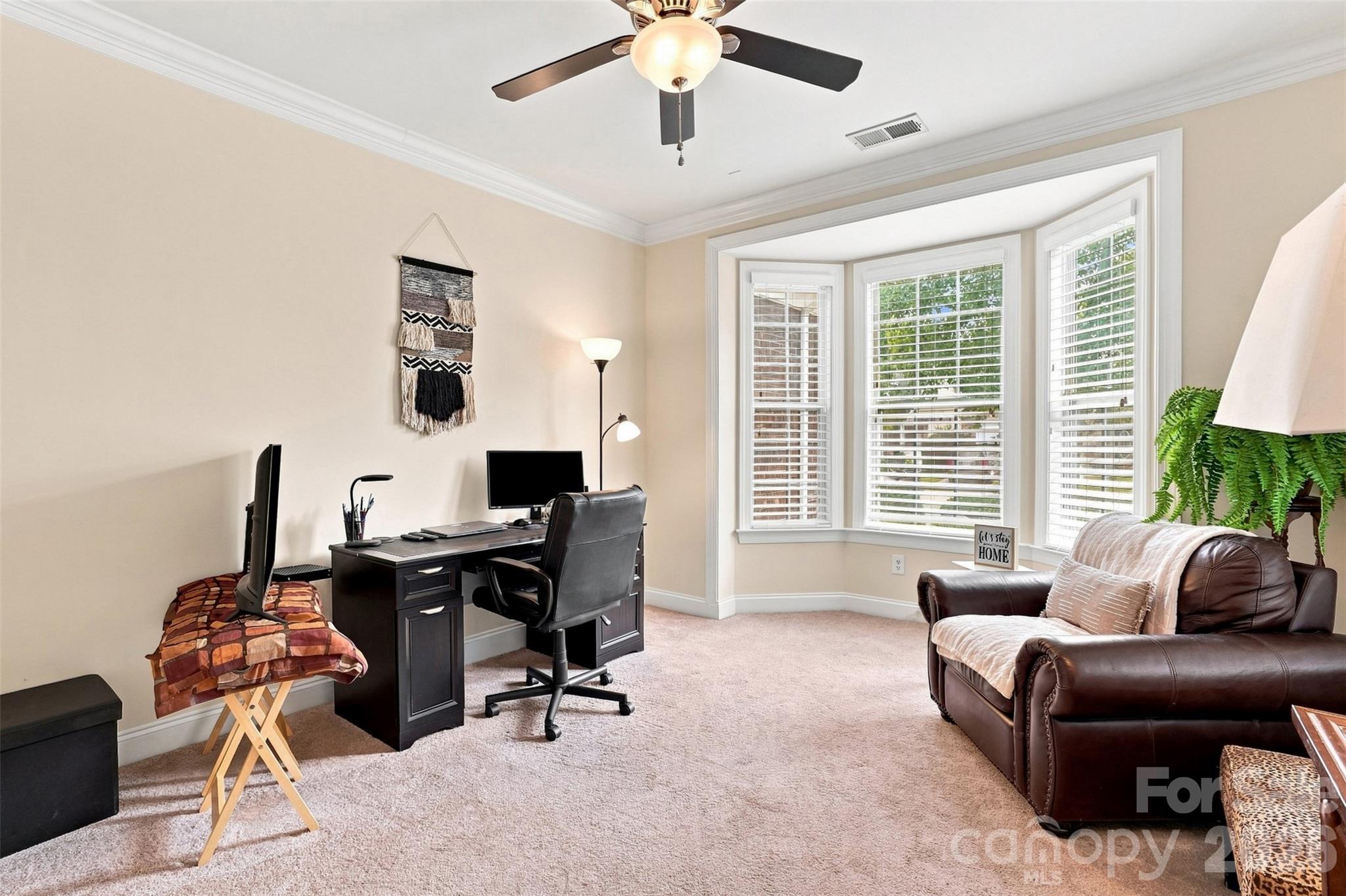 4409 Squirrel Trail Lane — Charlotte