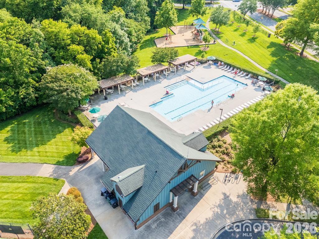 4409 Squirrel Trail Lane — Charlotte