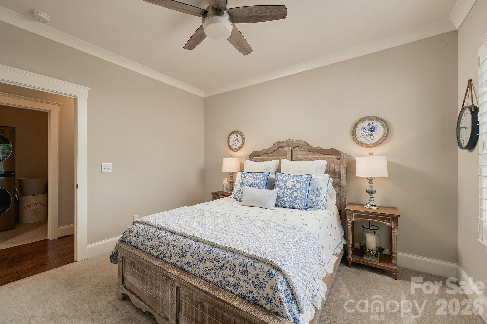 3135 E Ford Road — Charlotte