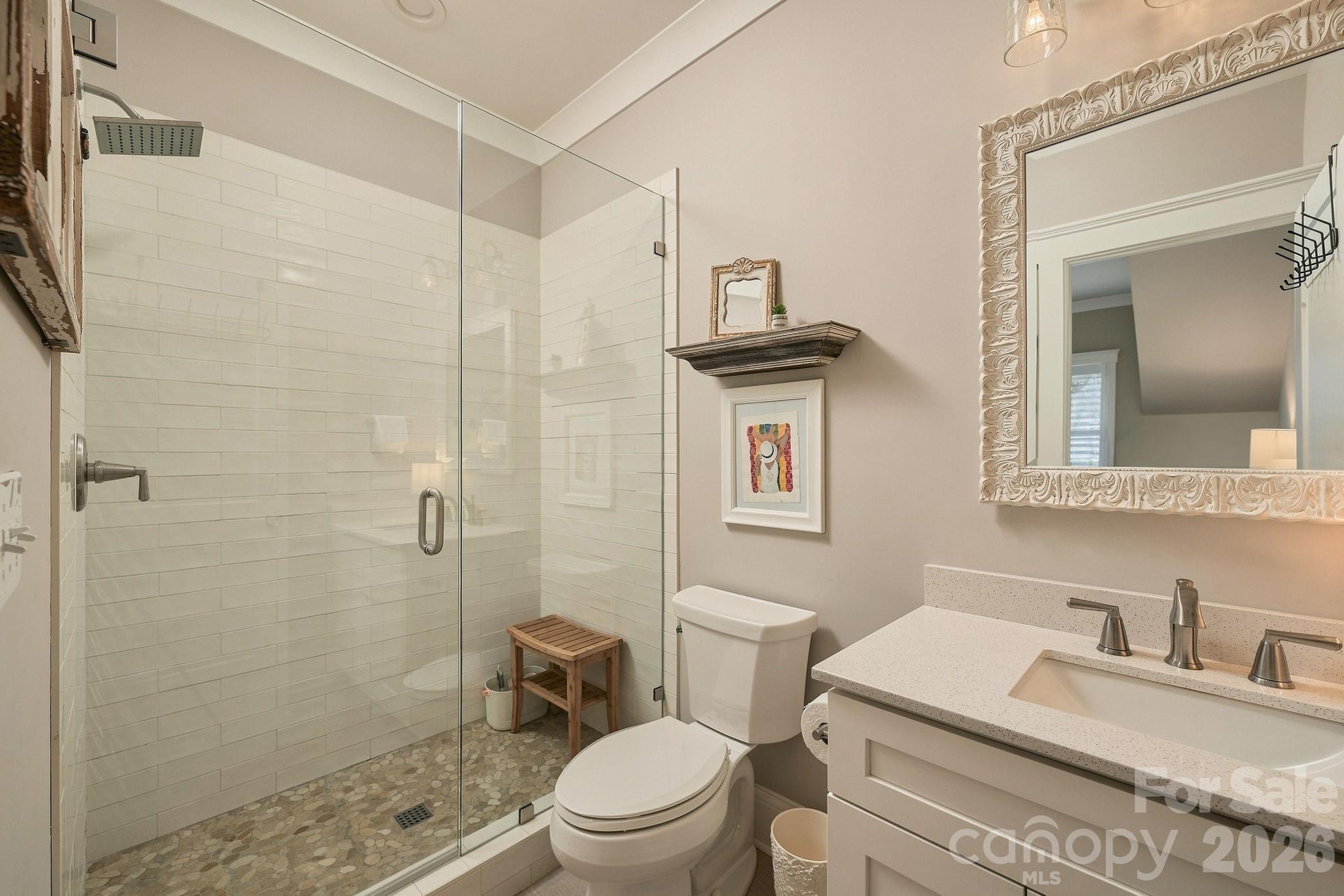 3135 E Ford Road — Charlotte