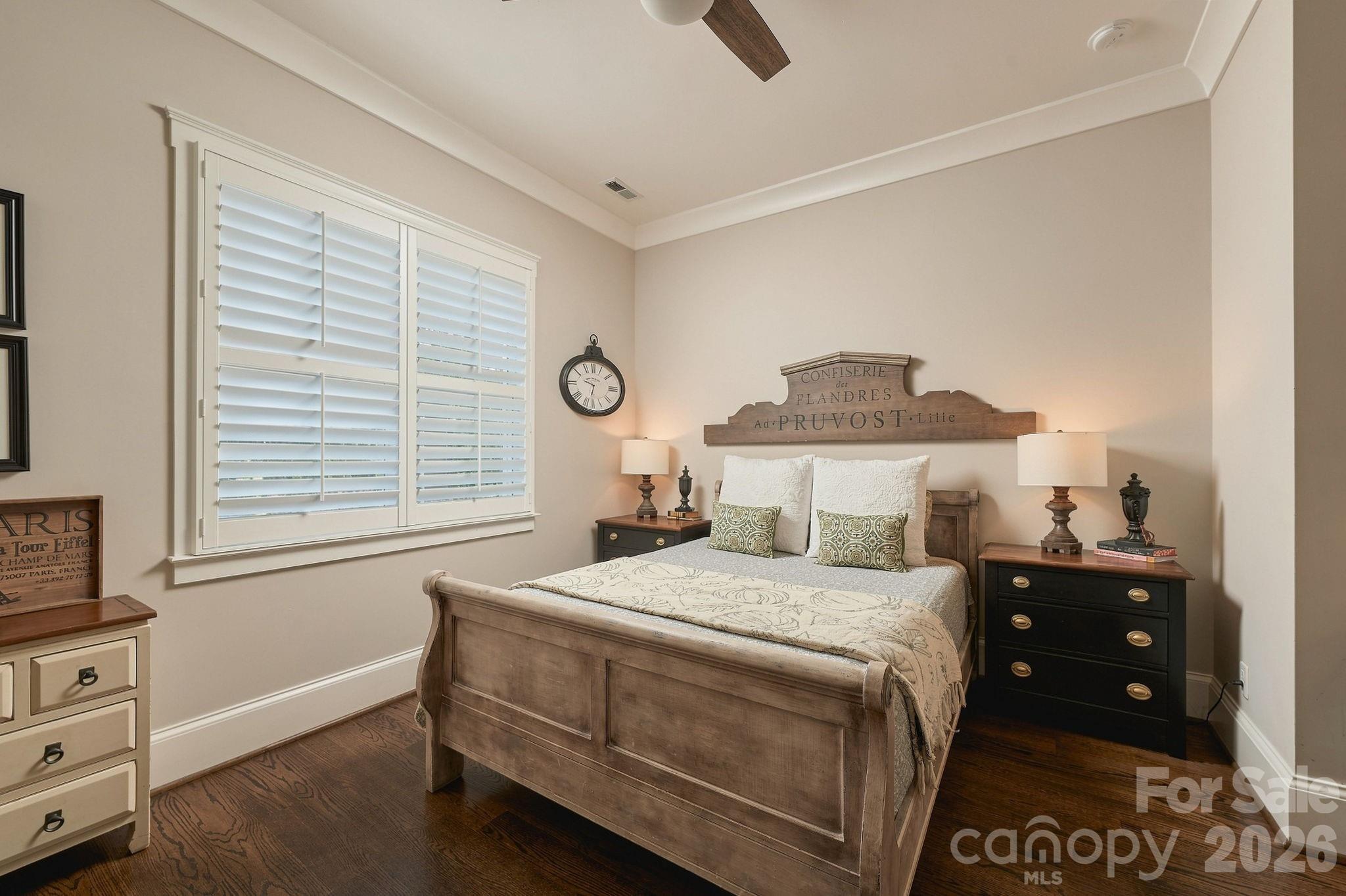 3135 E Ford Road — Charlotte