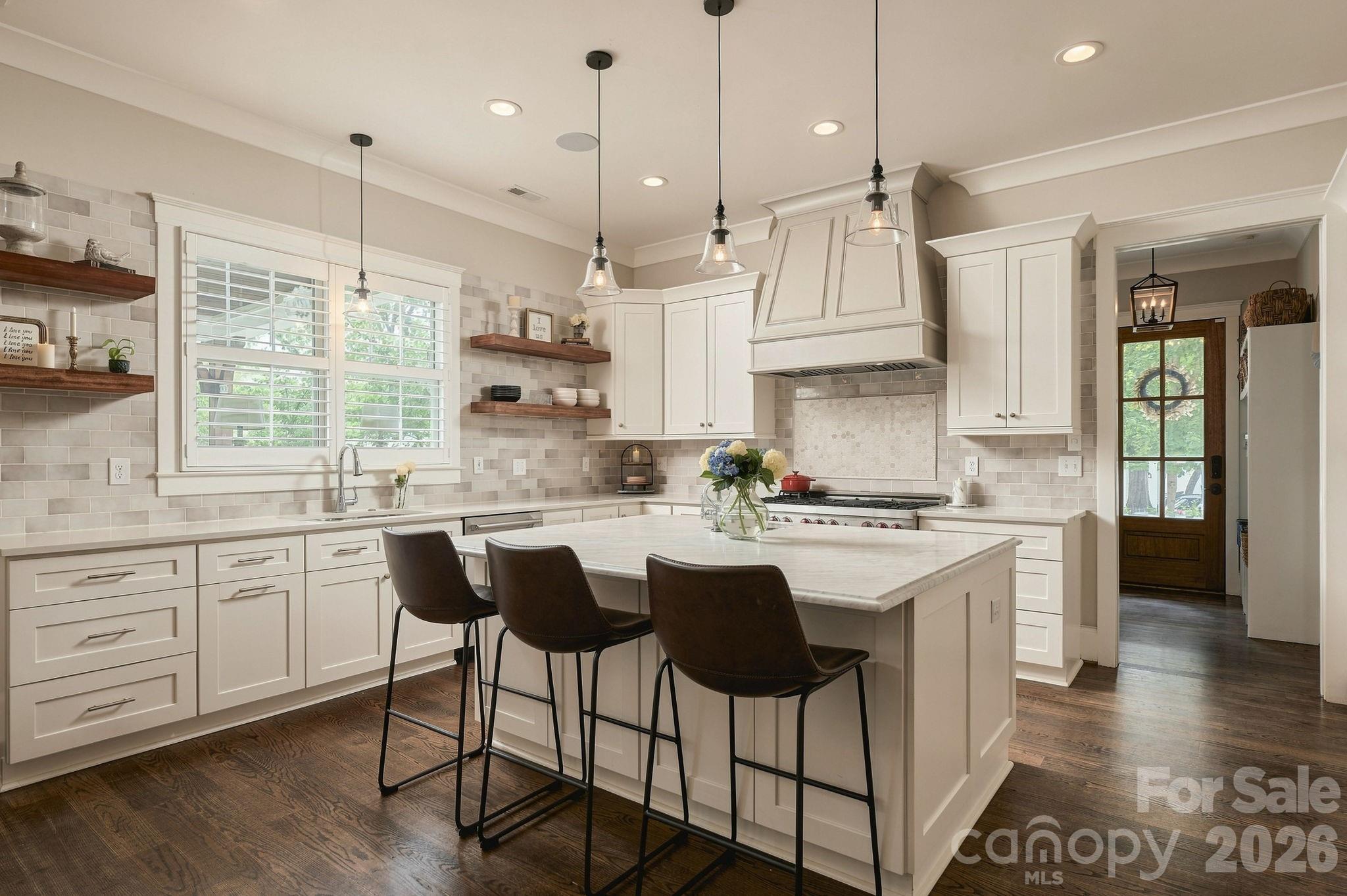 3135 E Ford Road — Charlotte