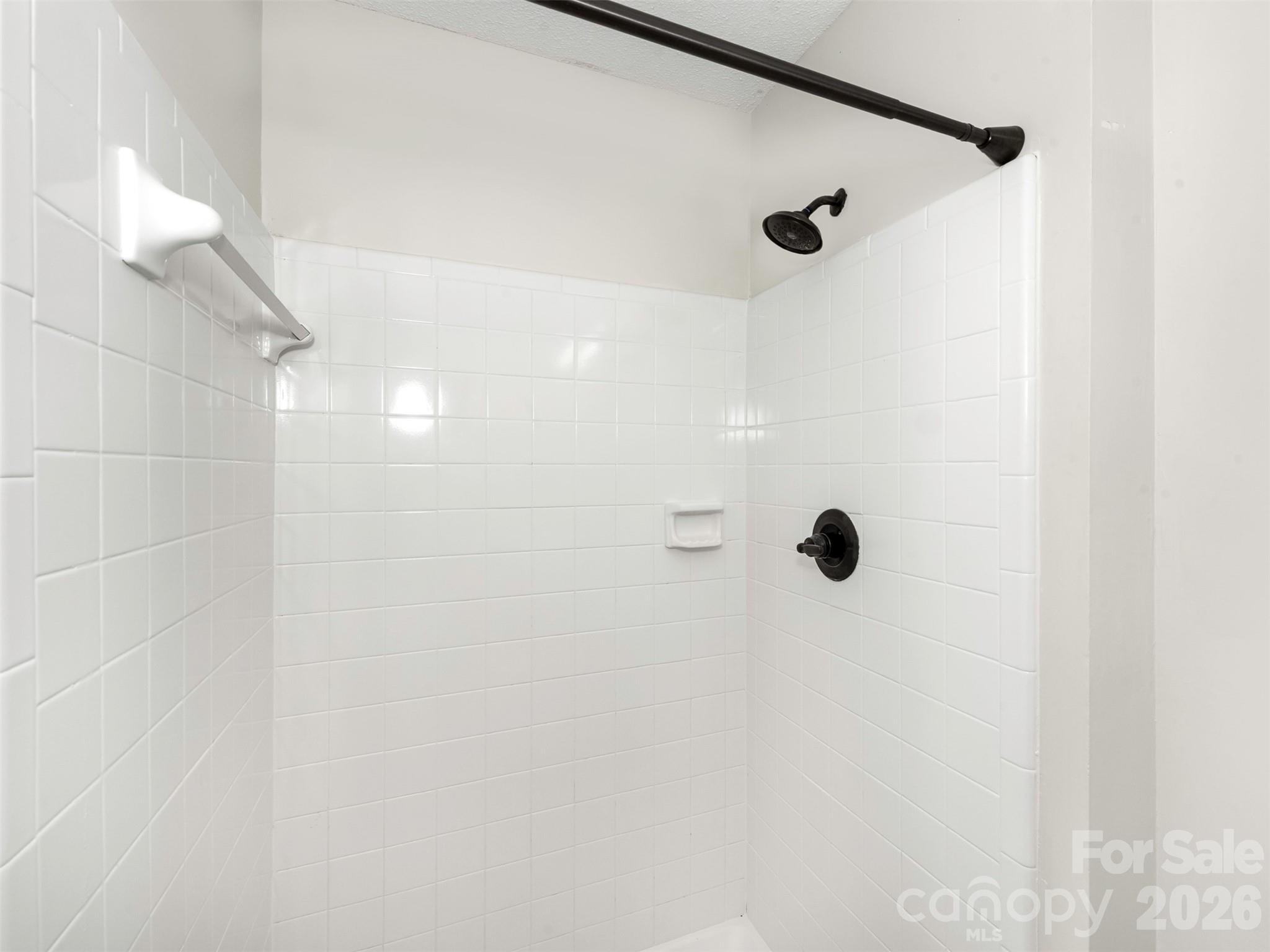 14200 Hackamore Drive — Matthews