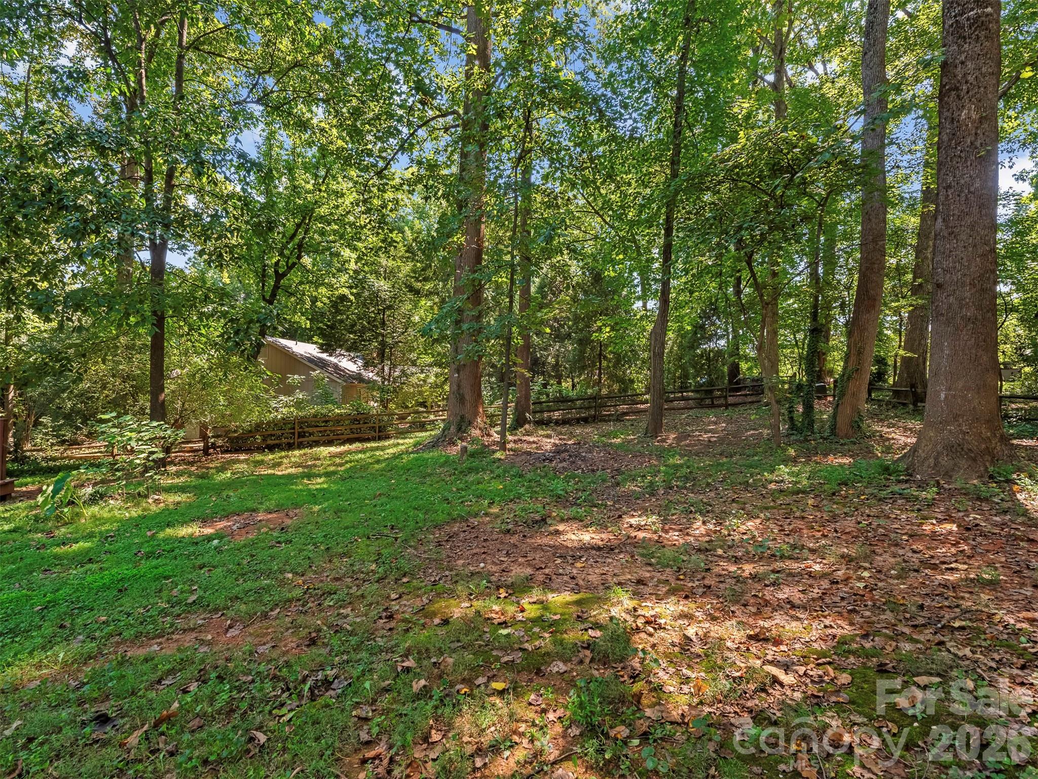 14200 Hackamore Drive — Matthews