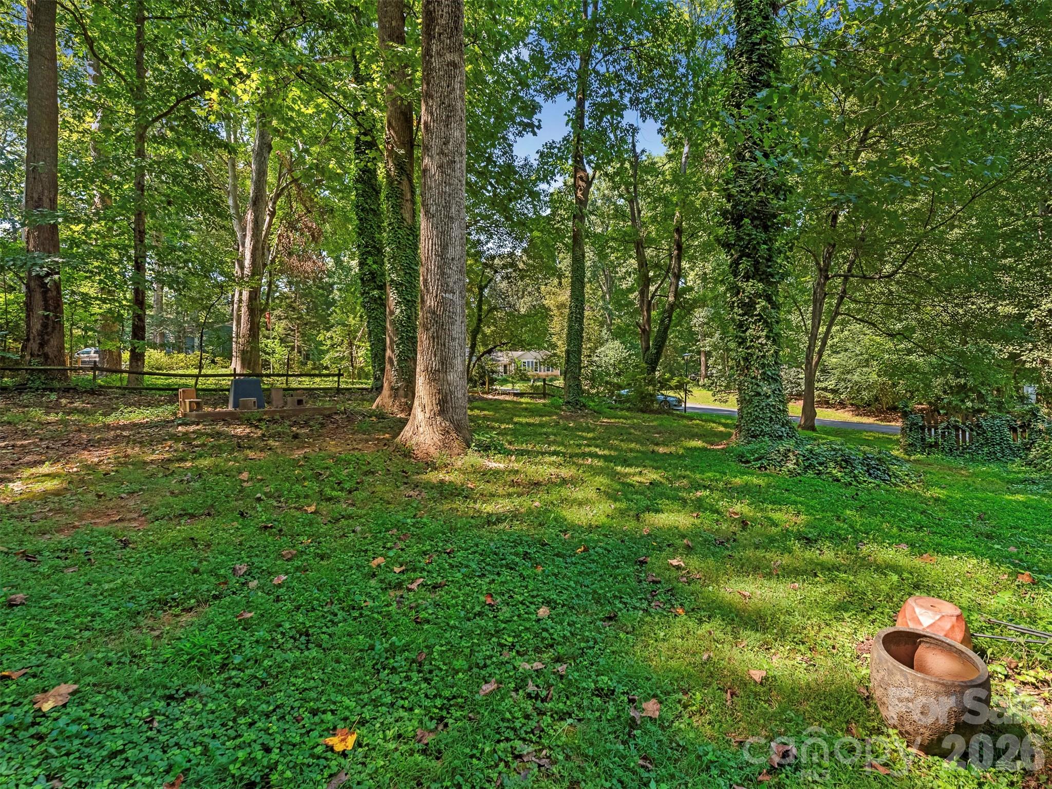 14200 Hackamore Drive — Matthews