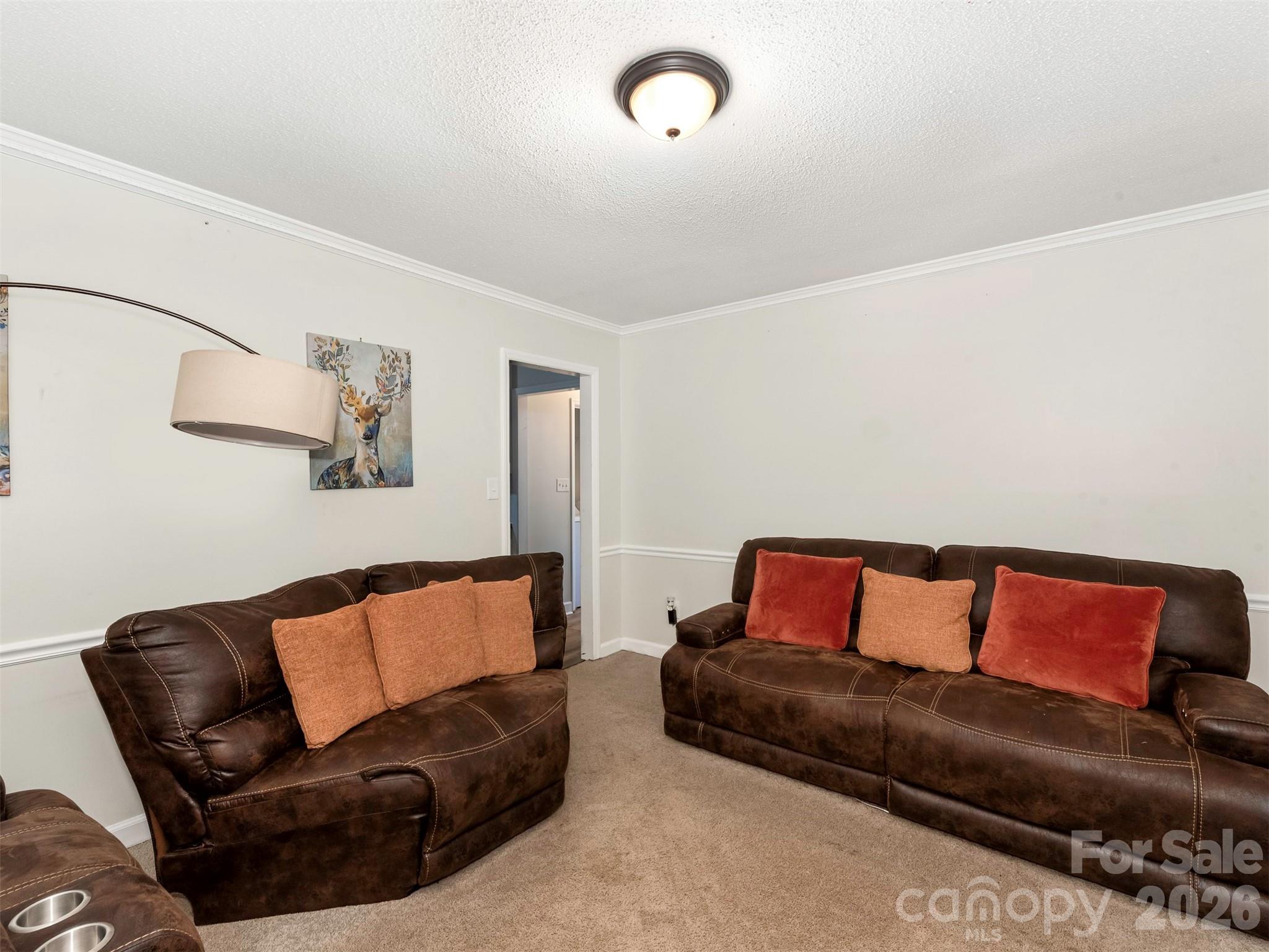 14200 Hackamore Drive — Matthews