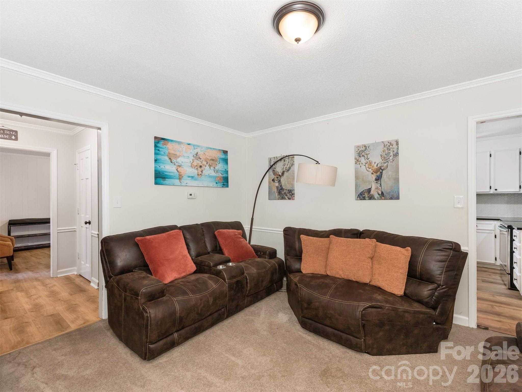 14200 Hackamore Drive — Matthews
