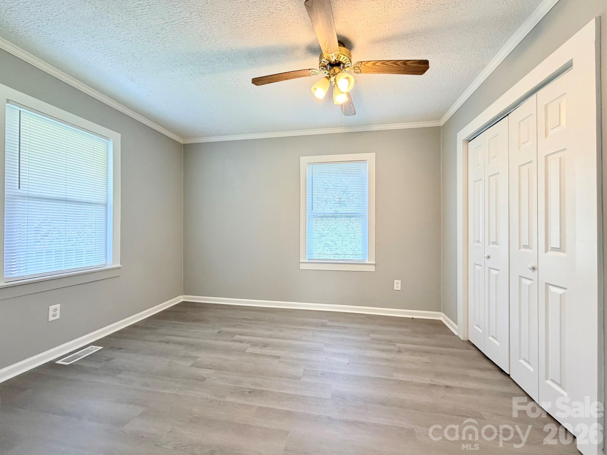 301 Magnolia Street — Granite Falls