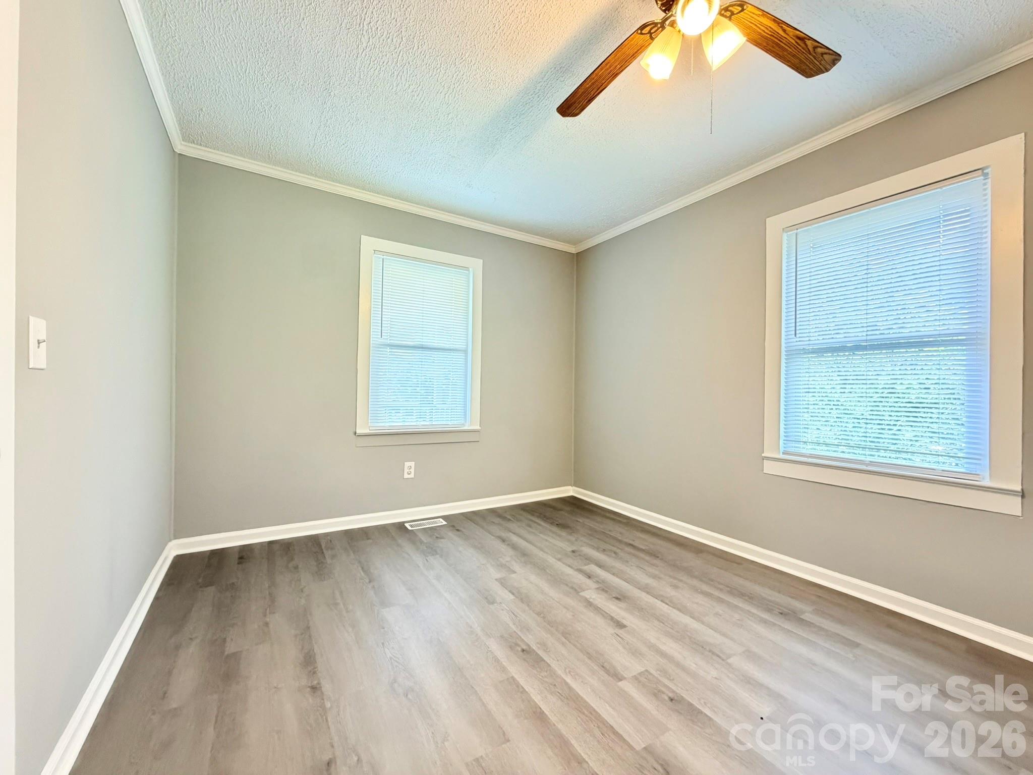 301 Magnolia Street — Granite Falls