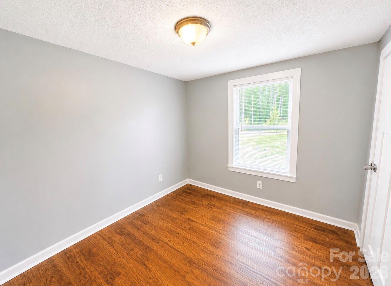 2802 Sycamore Road — Jefferson