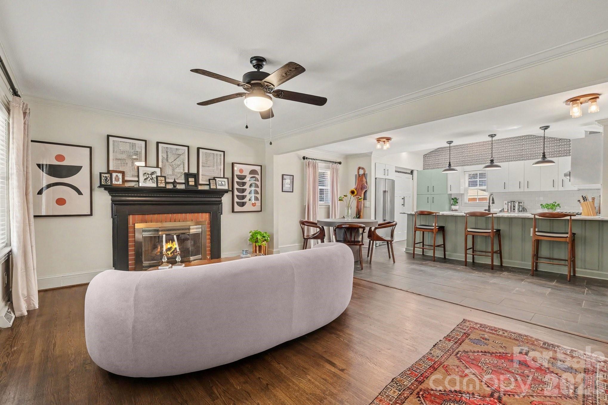 5332 Buena Vista Avenue — Charlotte