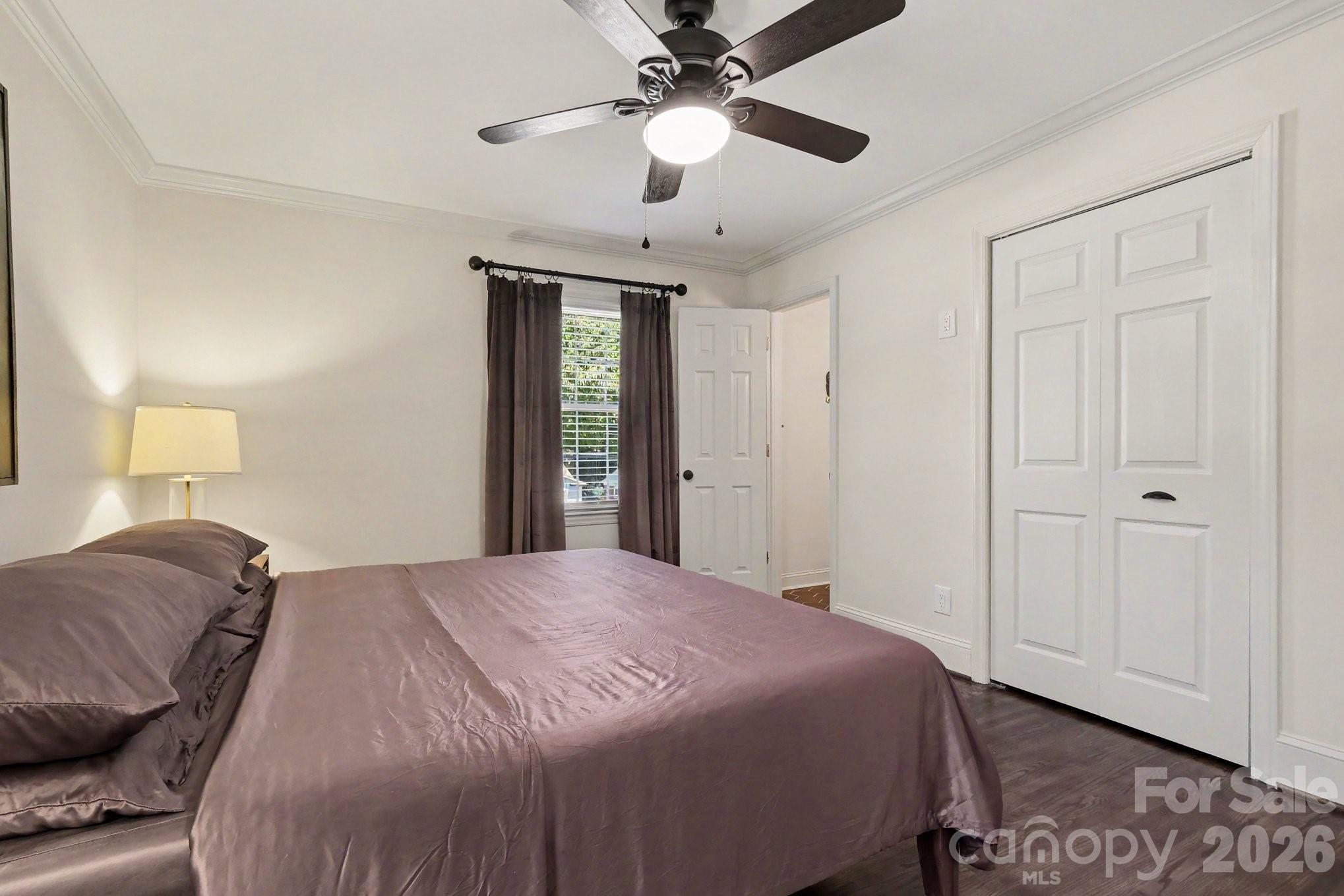 5332 Buena Vista Avenue — Charlotte