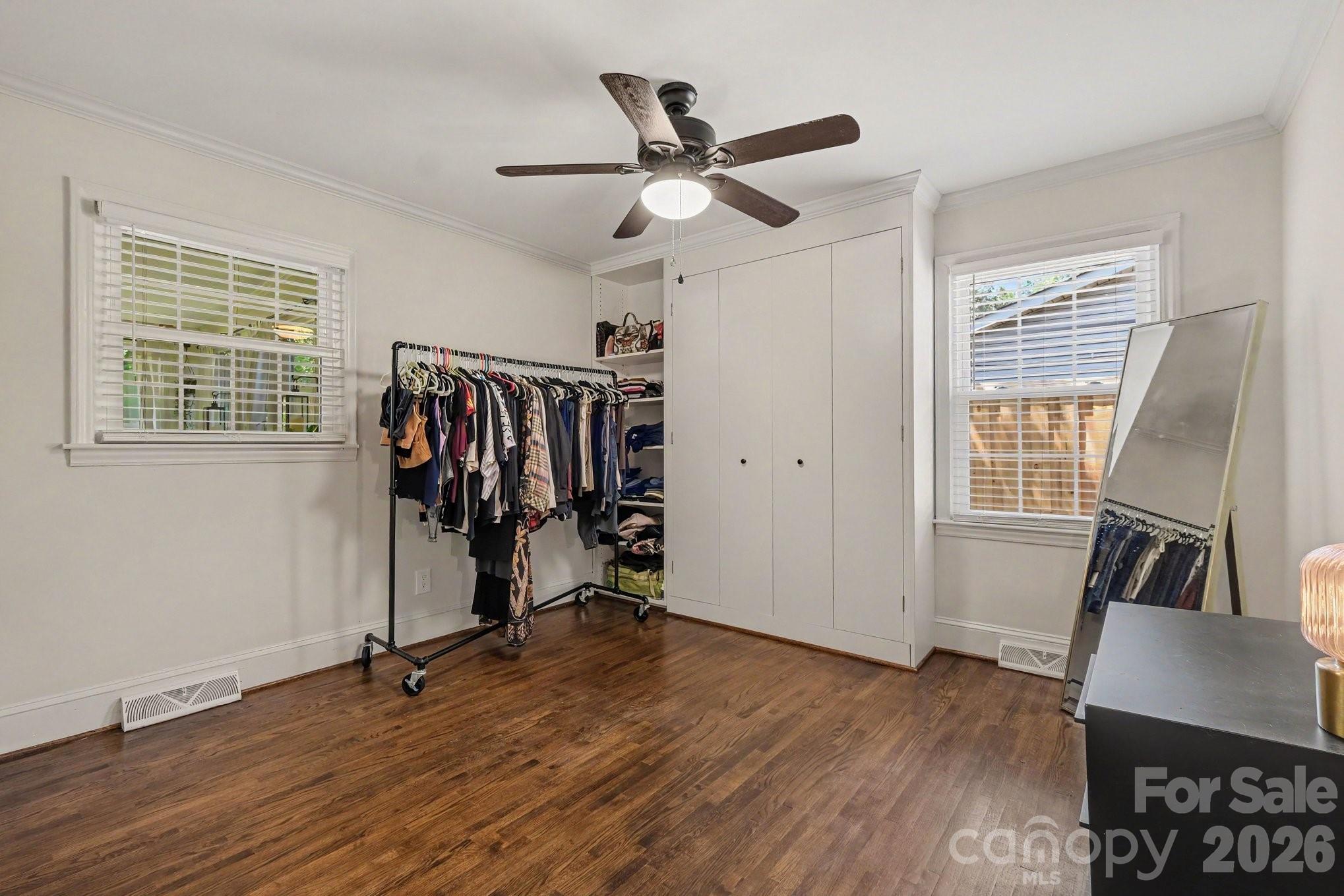 5332 Buena Vista Avenue — Charlotte