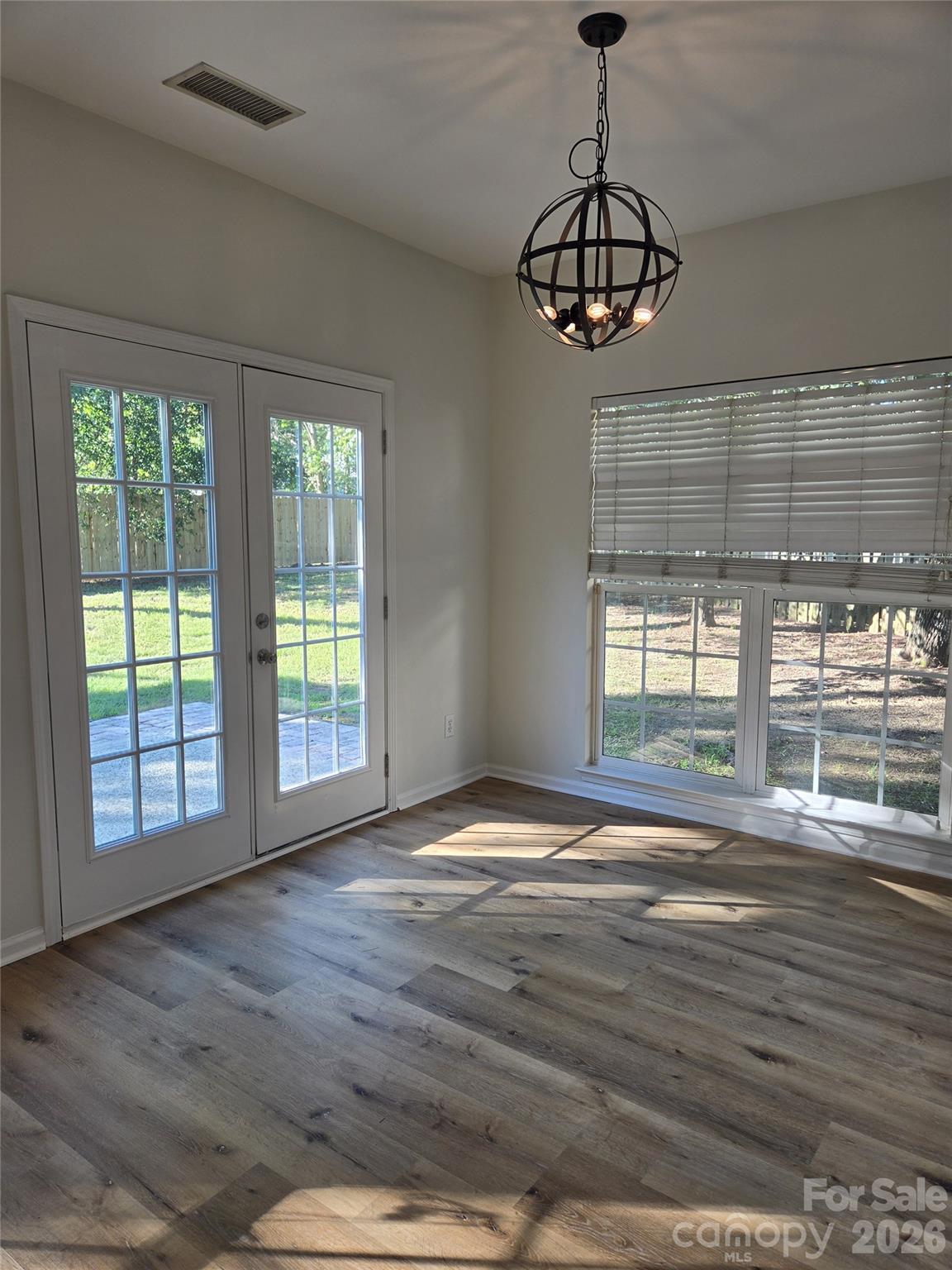 8800 Cavonnier Lane — Charlotte