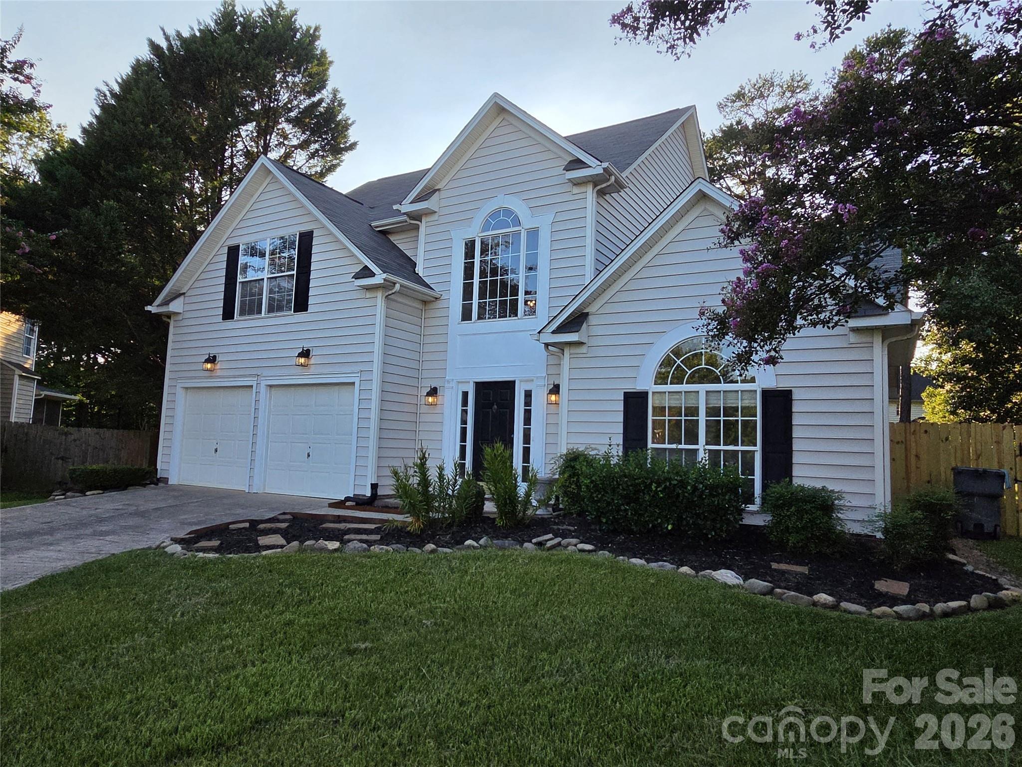 8800 Cavonnier Lane — Charlotte