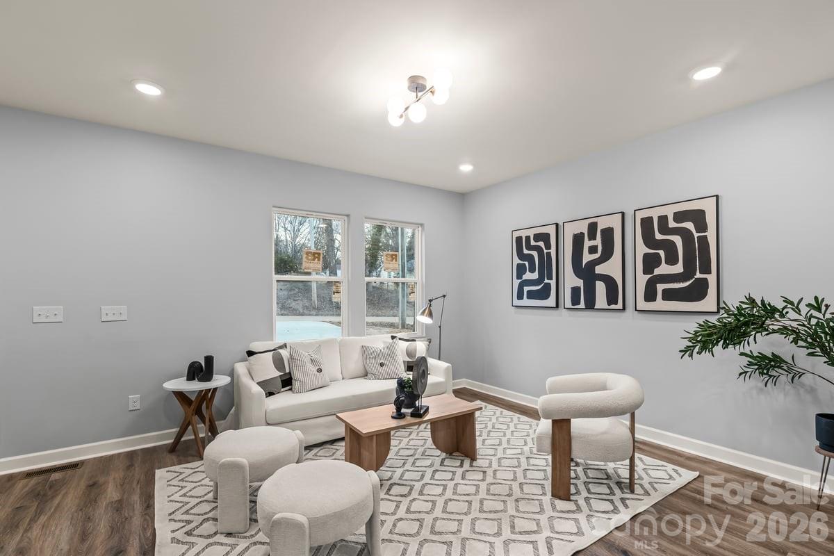 1324 Old Charlotte Road — Statesville