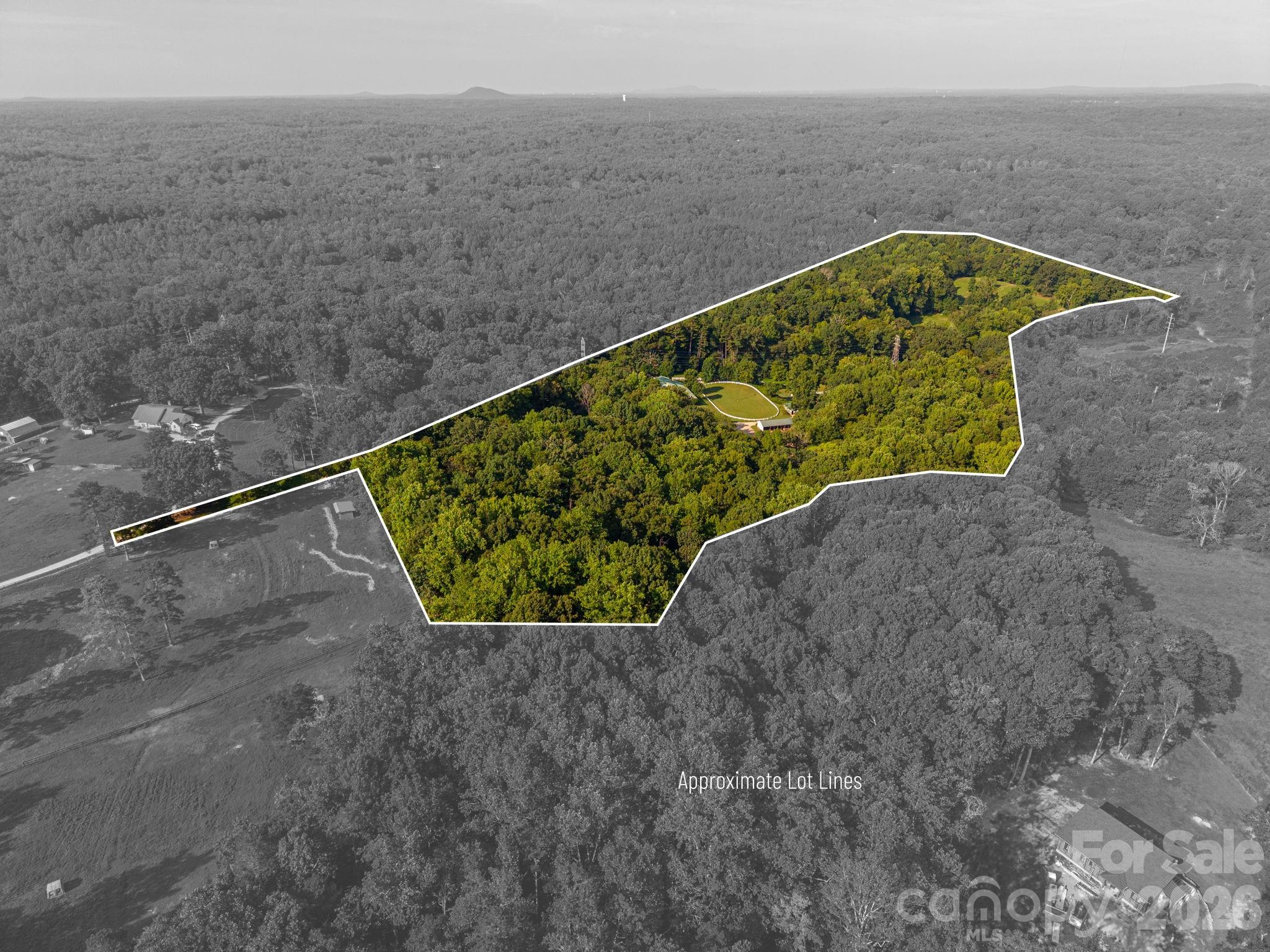 340 Whippoorwill Lane — Mount Holly