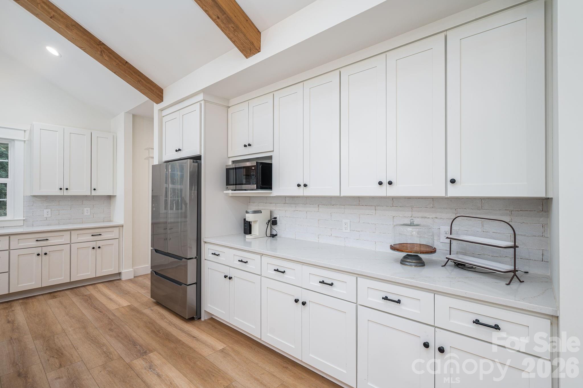 340 Whippoorwill Lane — Mount Holly