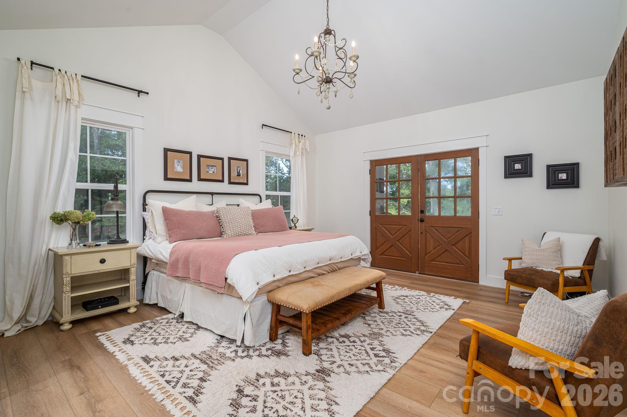 340 Whippoorwill Lane — Mount Holly