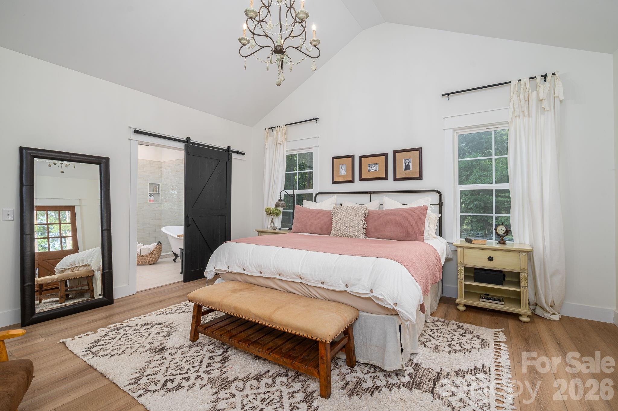 340 Whippoorwill Lane — Mount Holly