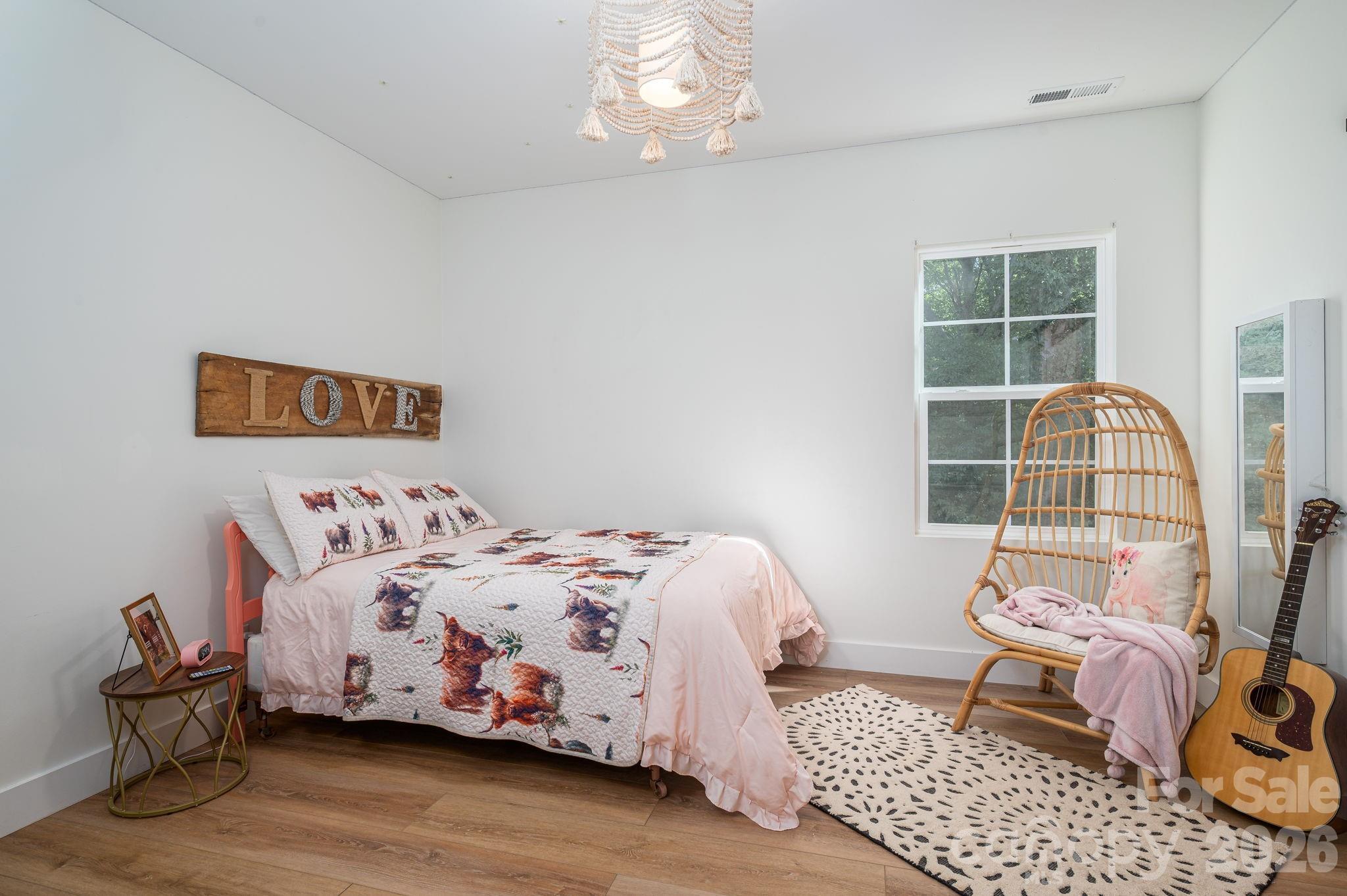 340 Whippoorwill Lane — Mount Holly