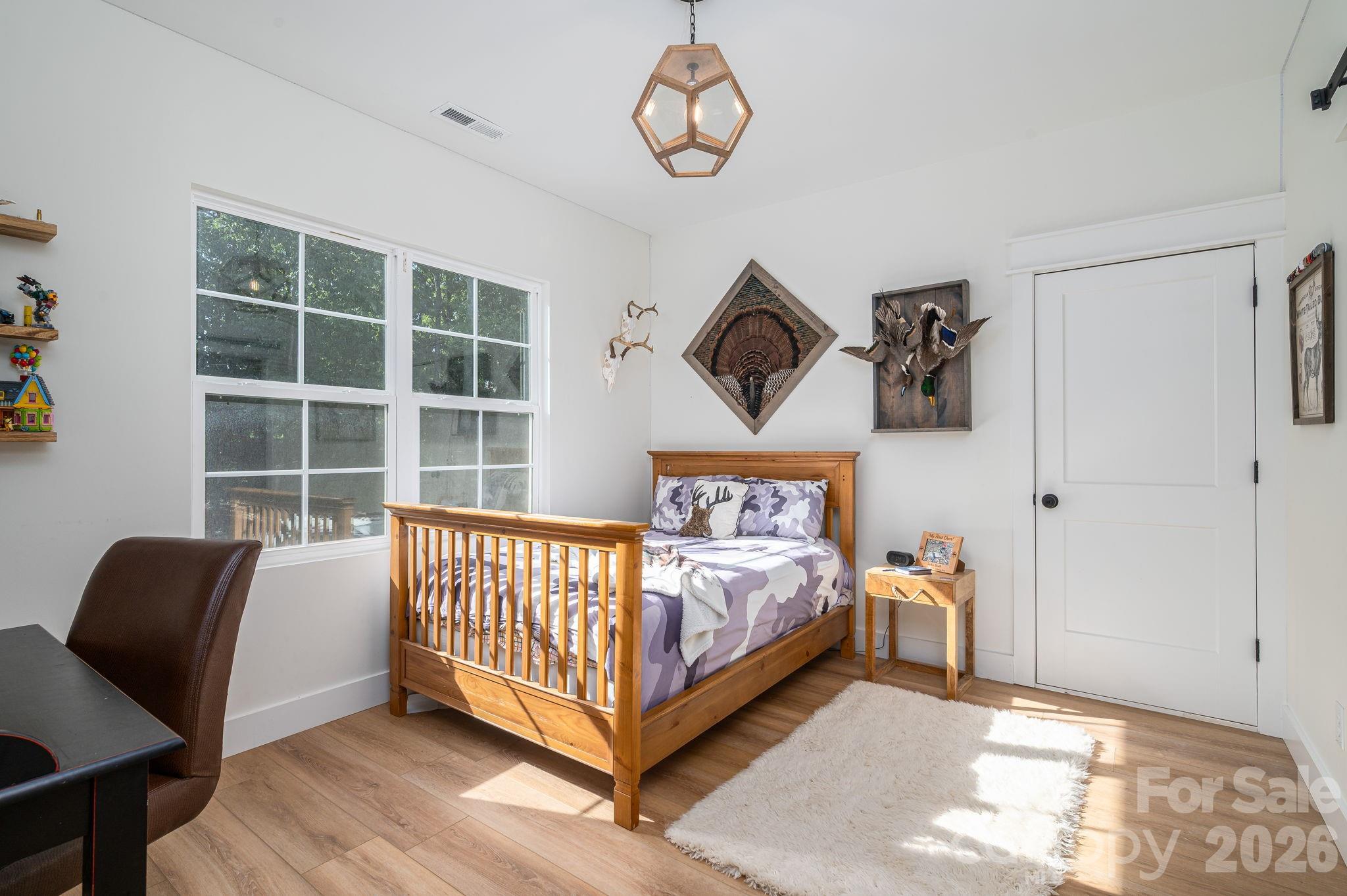 340 Whippoorwill Lane — Mount Holly