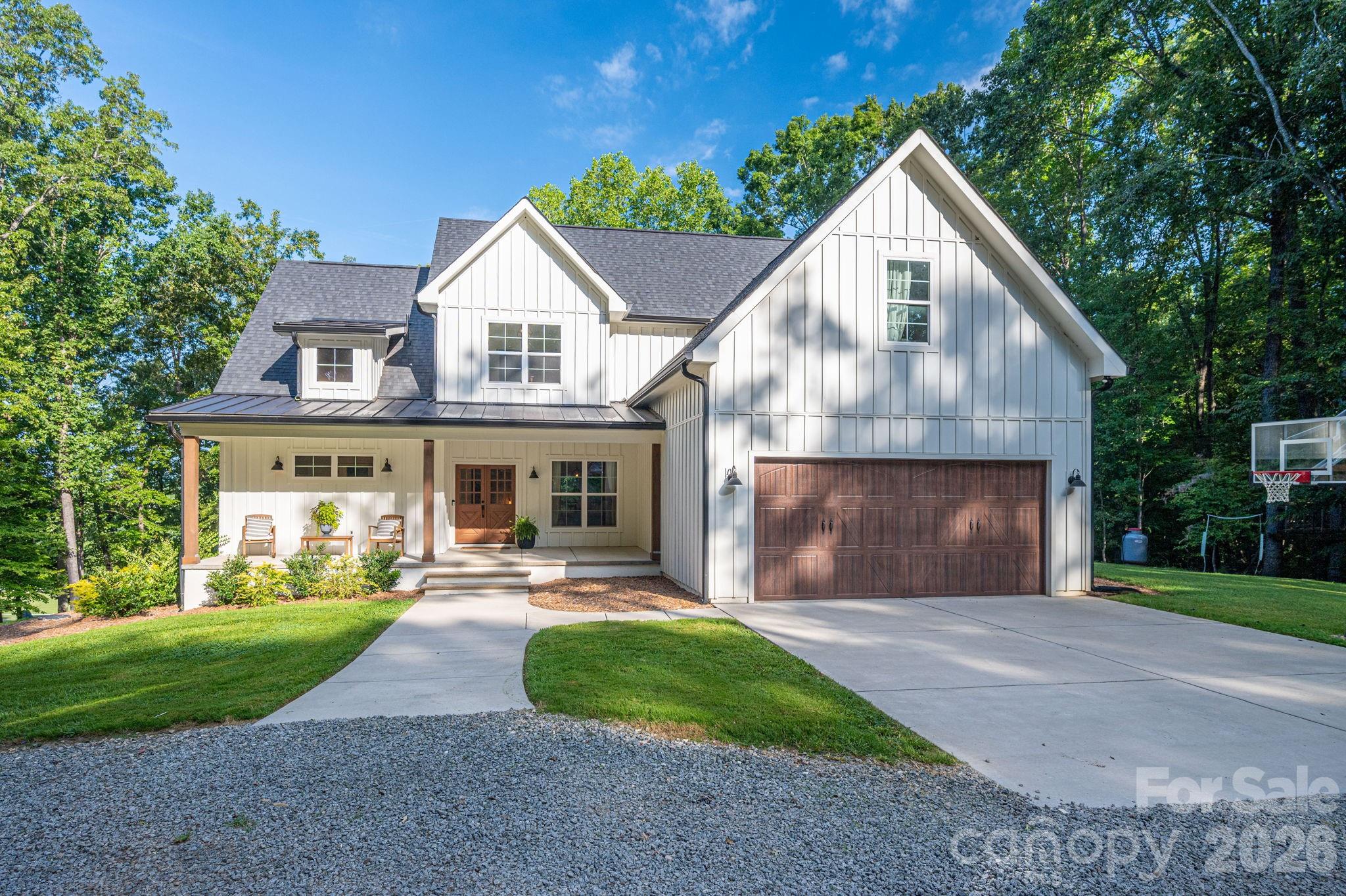 340 Whippoorwill Lane — Mount Holly