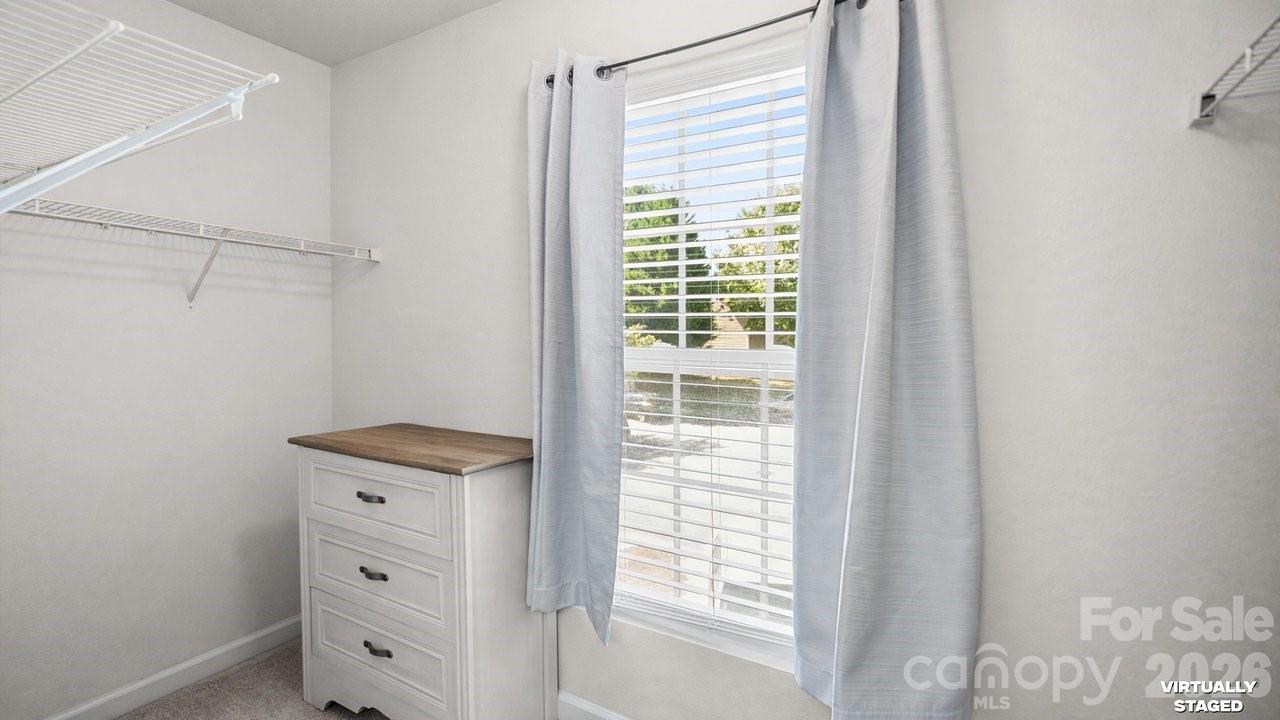 935 Torsion Lane — Clover