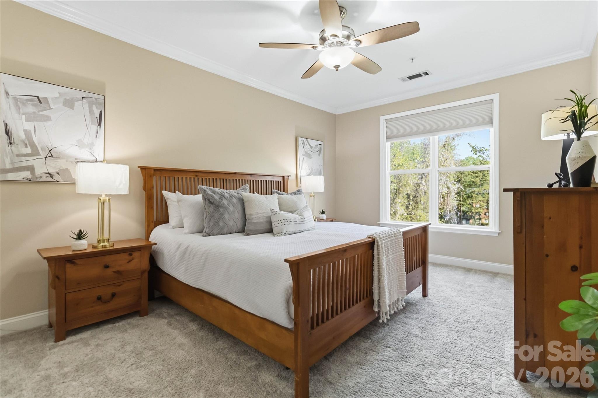1000 E Woodlawn Road #314 — Charlotte