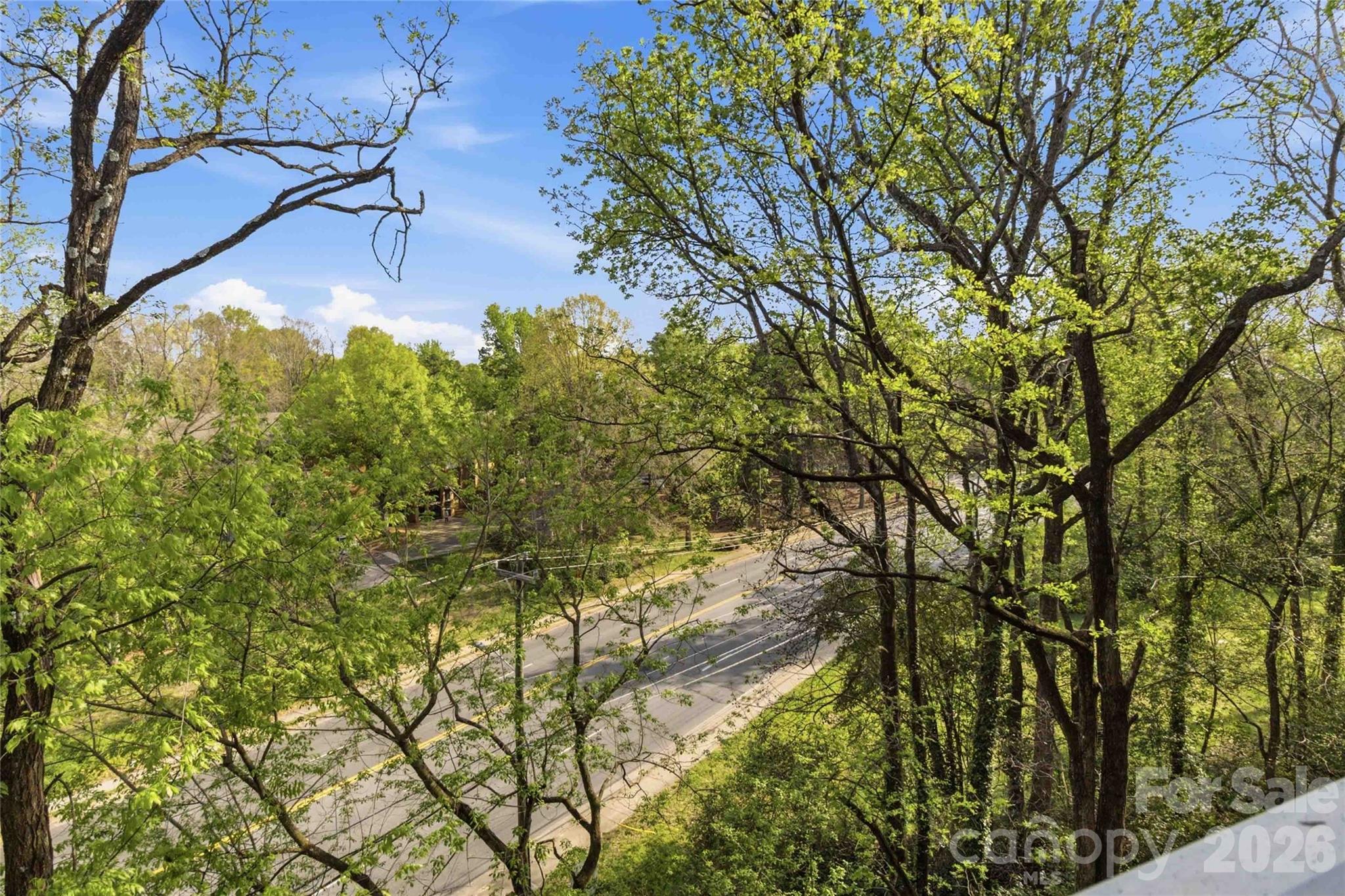 1000 E Woodlawn Road #314 — Charlotte
