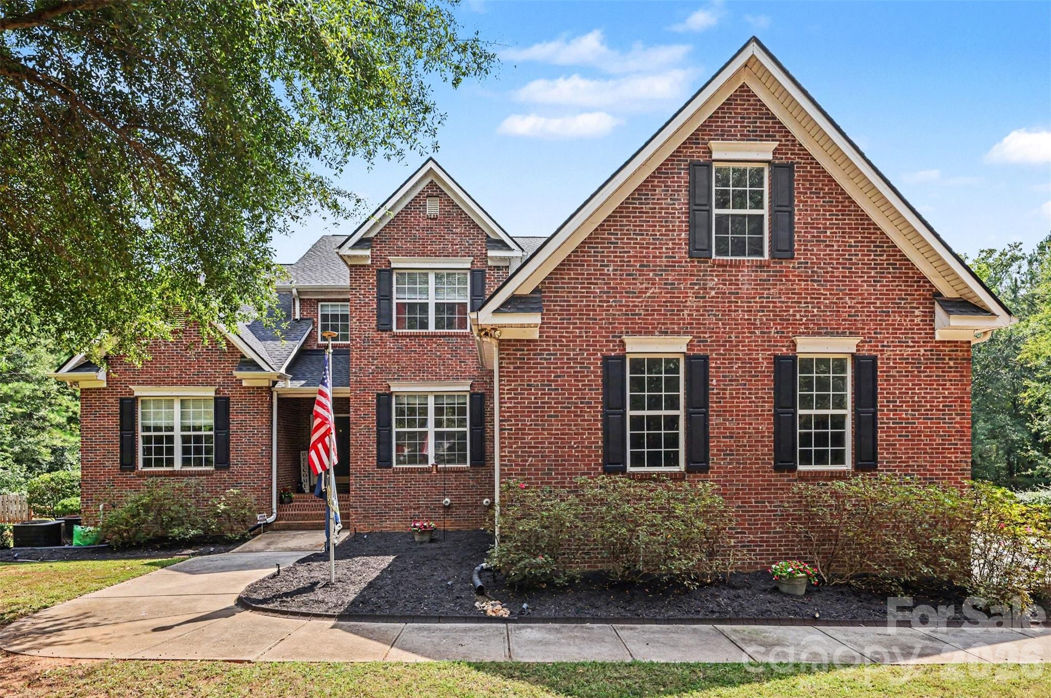 3647 Venetian Way — York