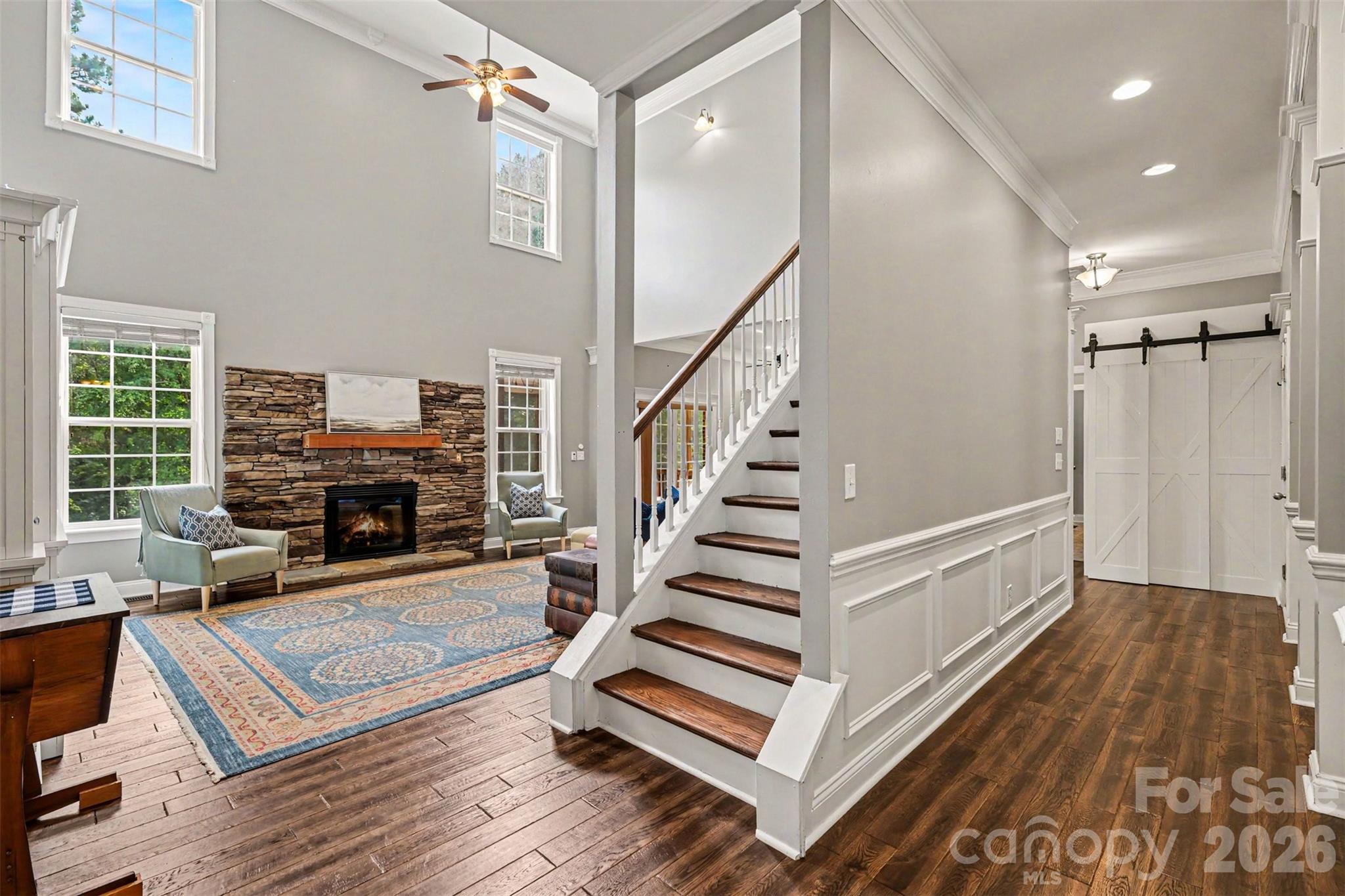 3647 Venetian Way — York