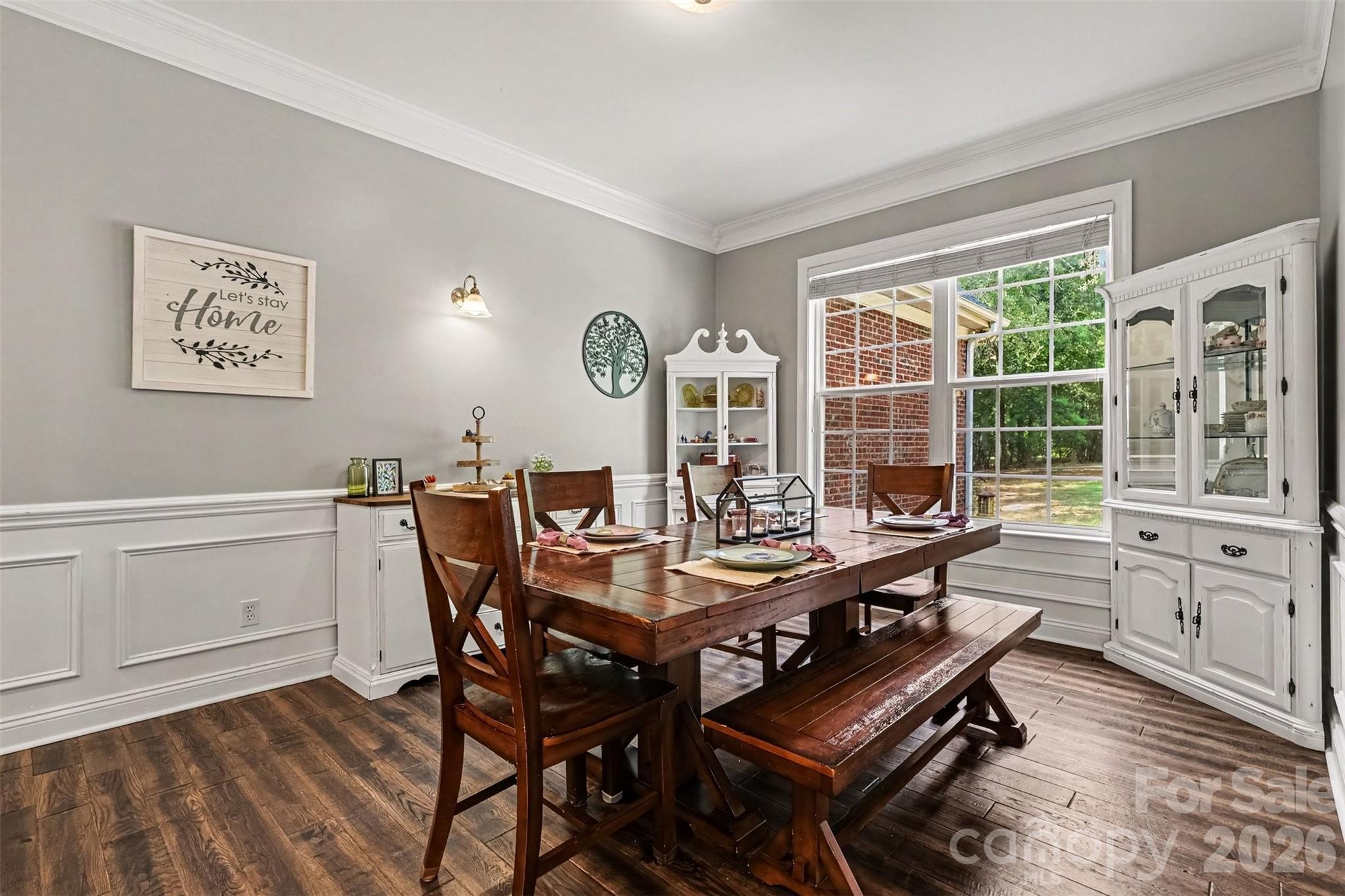 3647 Venetian Way — York