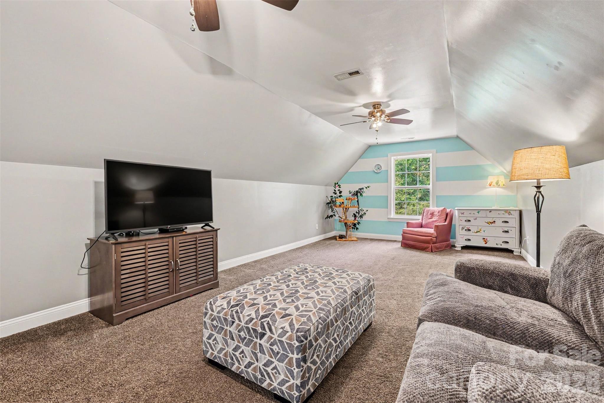 3647 Venetian Way — York