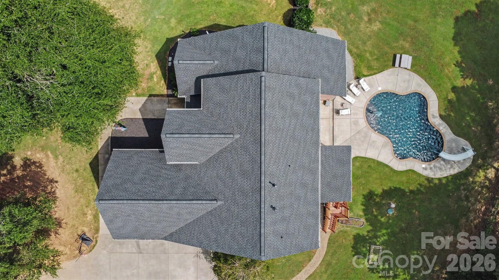 3647 Venetian Way — York