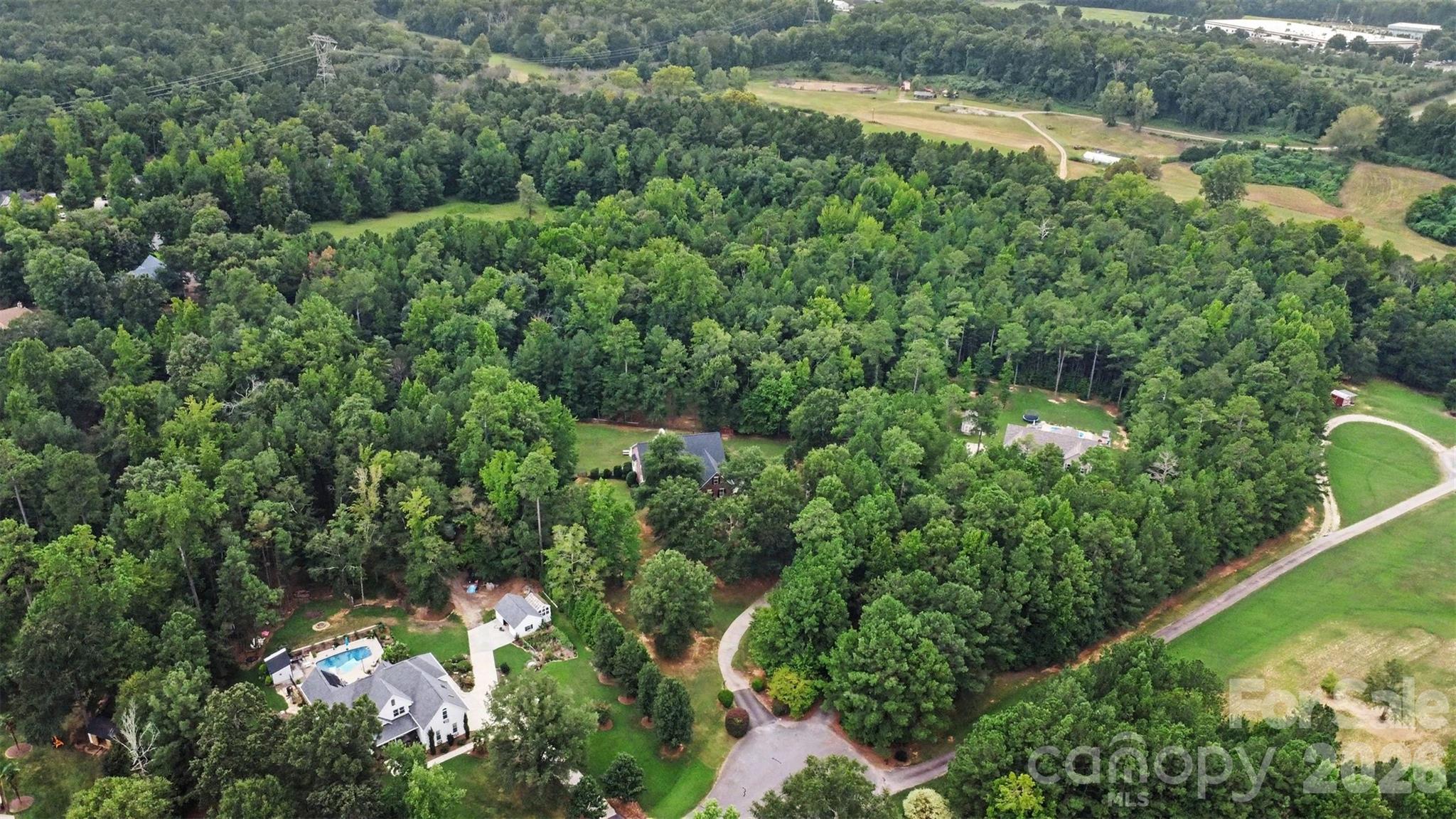 3647 Venetian Way — York