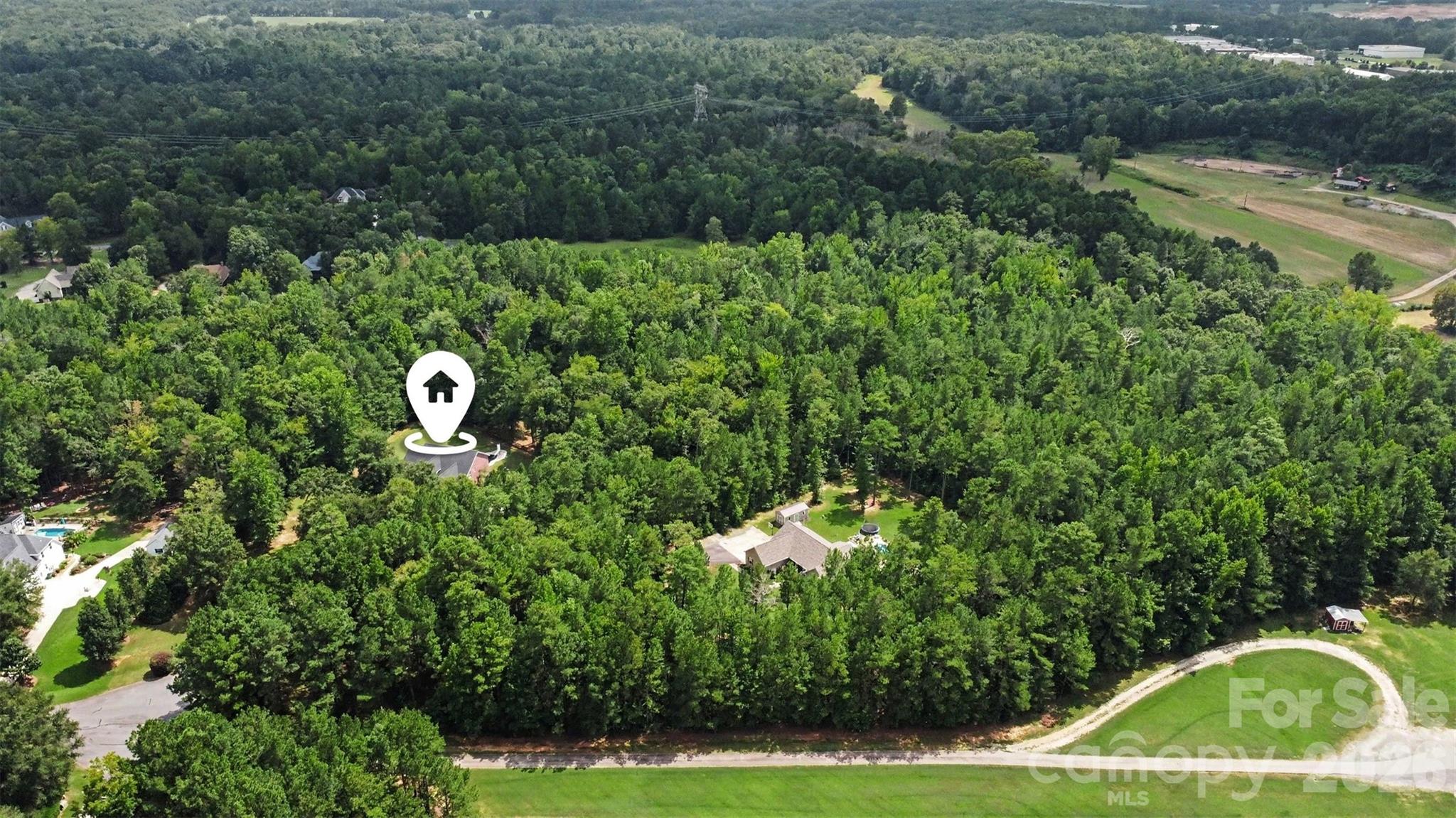 3647 Venetian Way — York