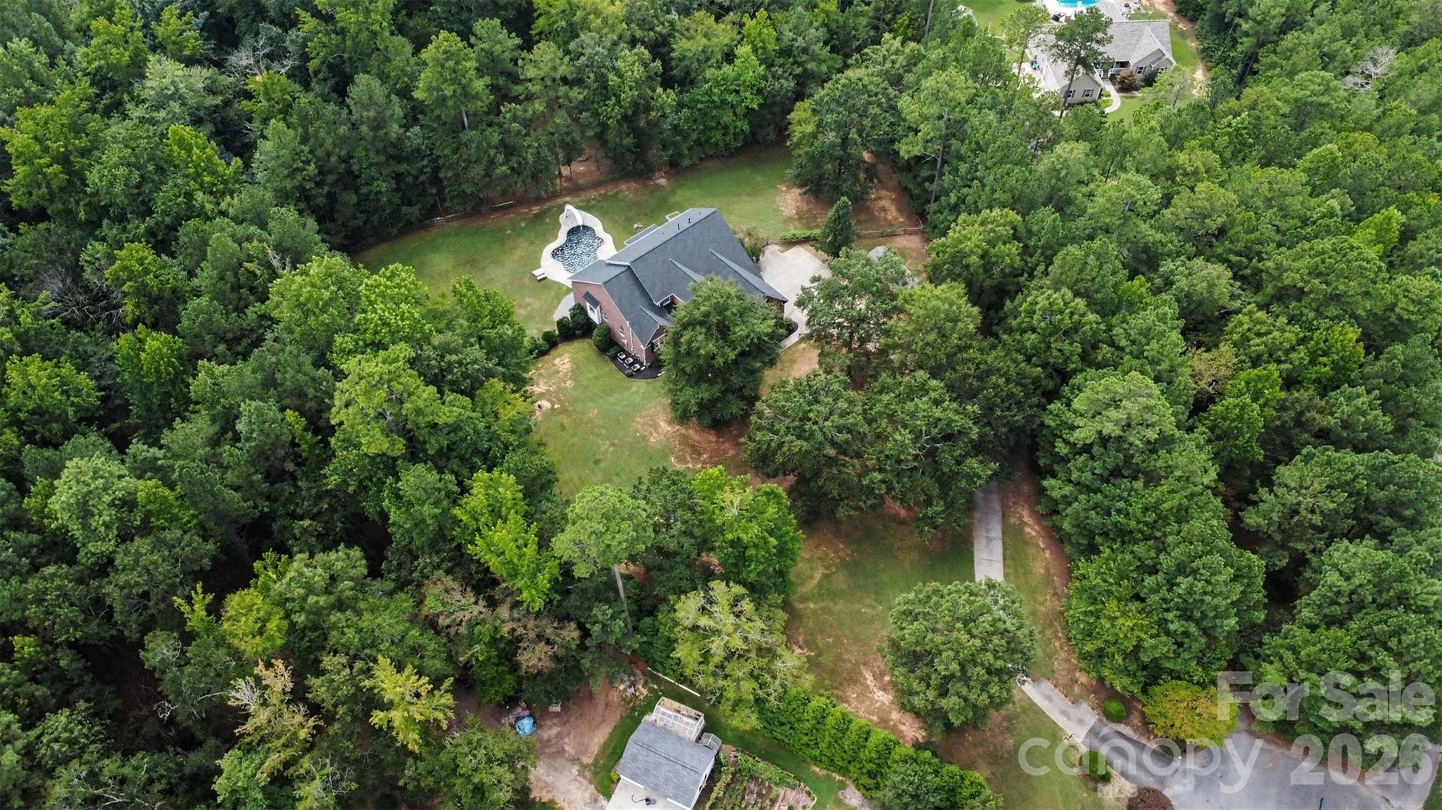 3647 Venetian Way — York