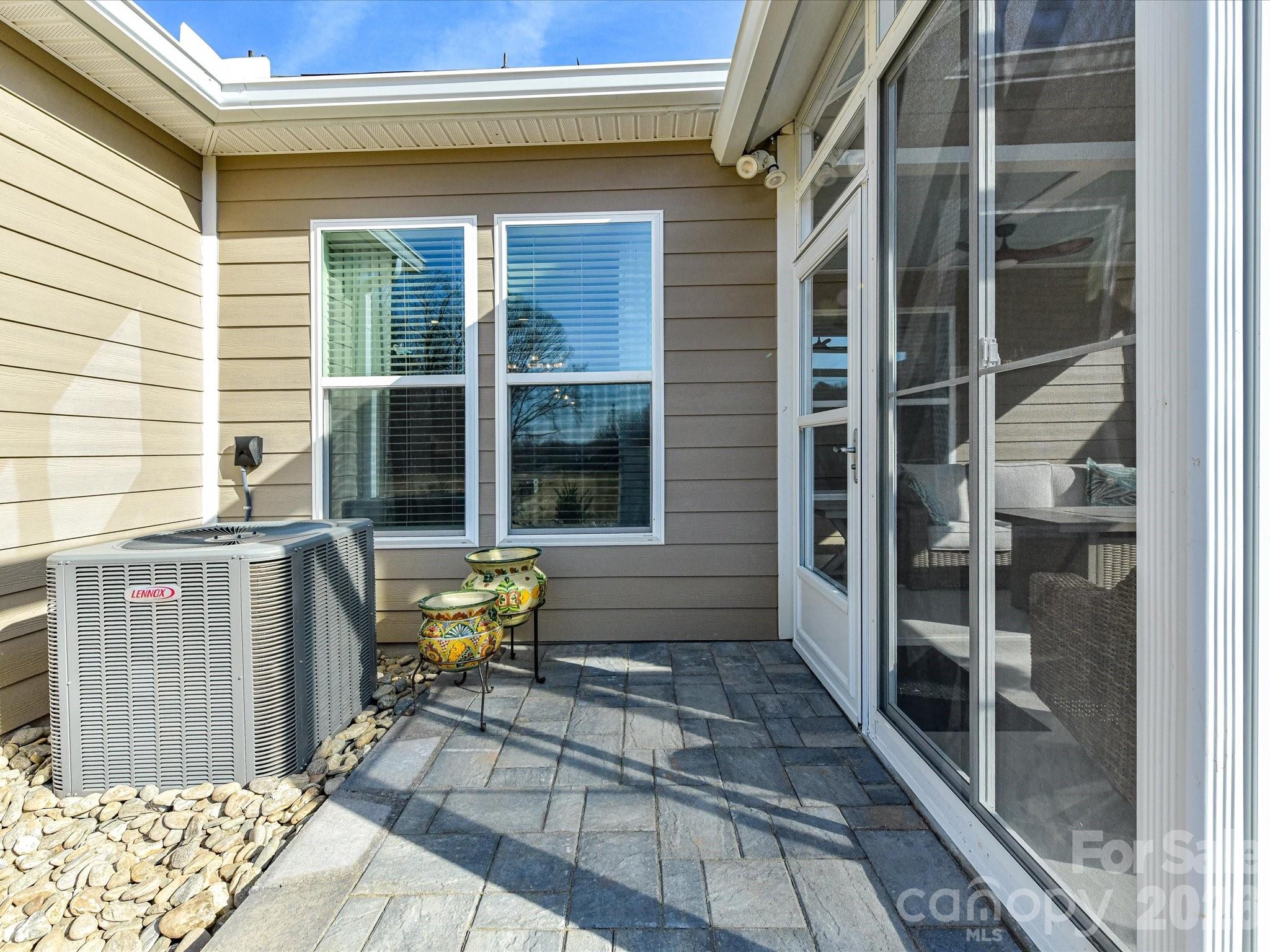 109 N Dunlavin Way — Mooresville
