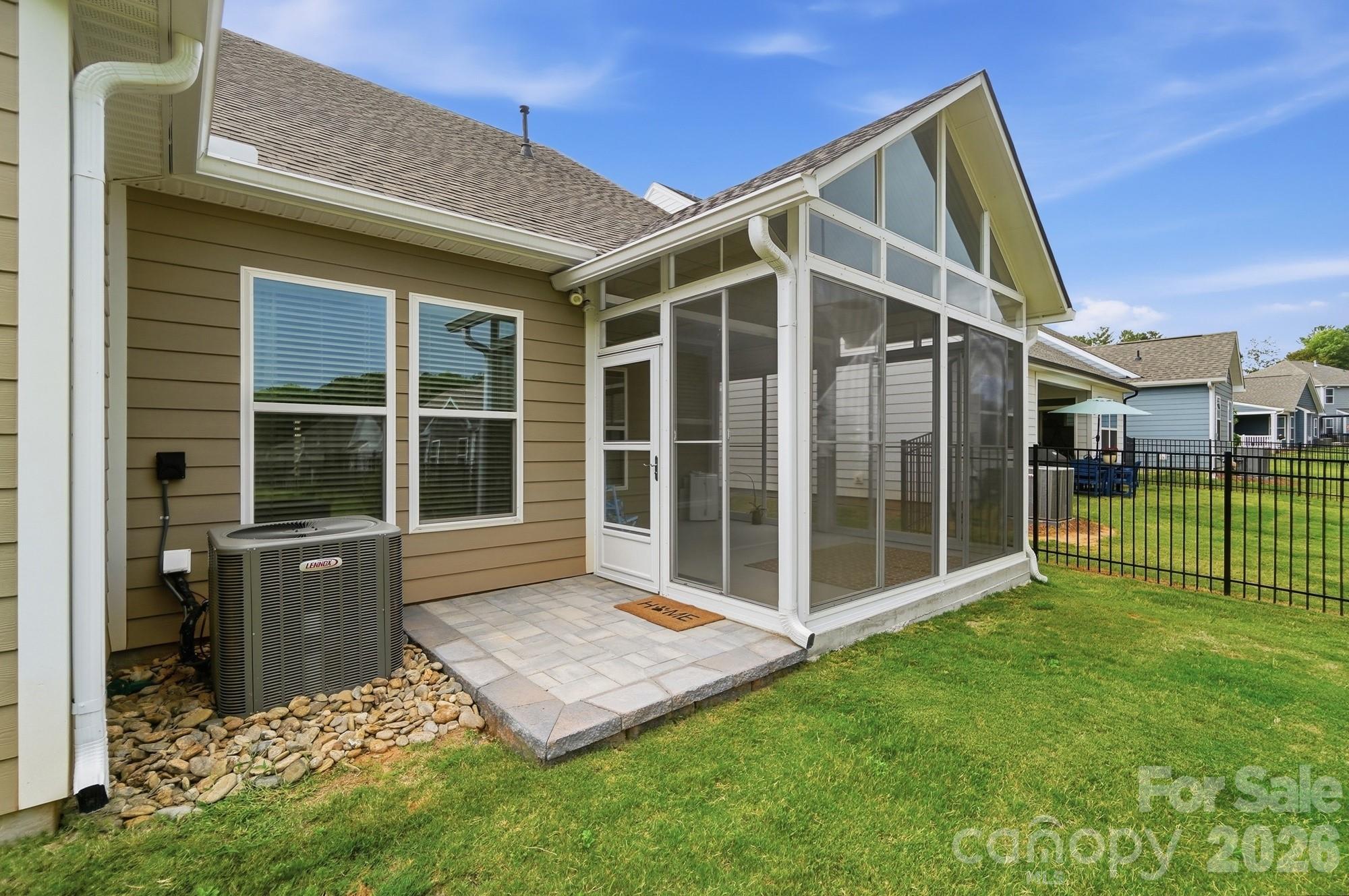 109 N Dunlavin Way — Mooresville