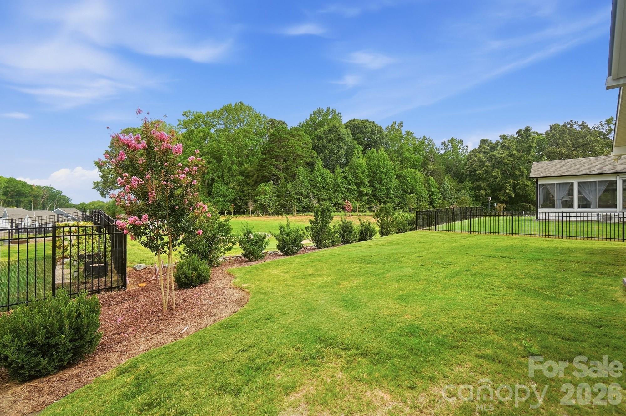 109 N Dunlavin Way — Mooresville