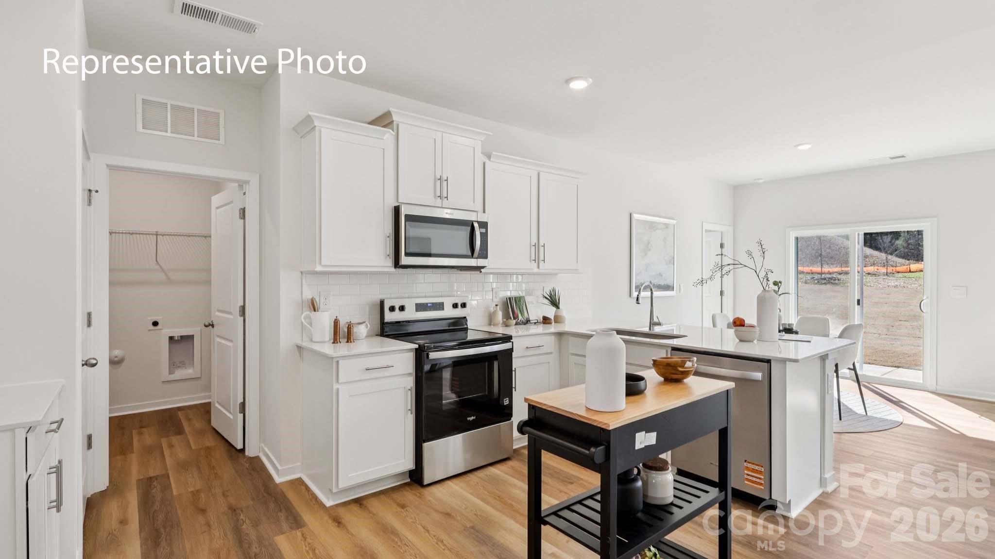 1020 Streamwood Avenue — Newton