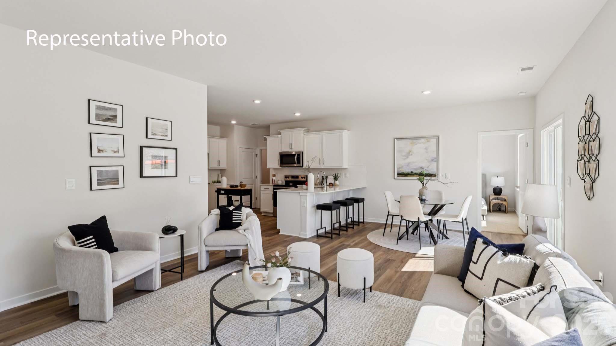 1020 Streamwood Avenue — Newton