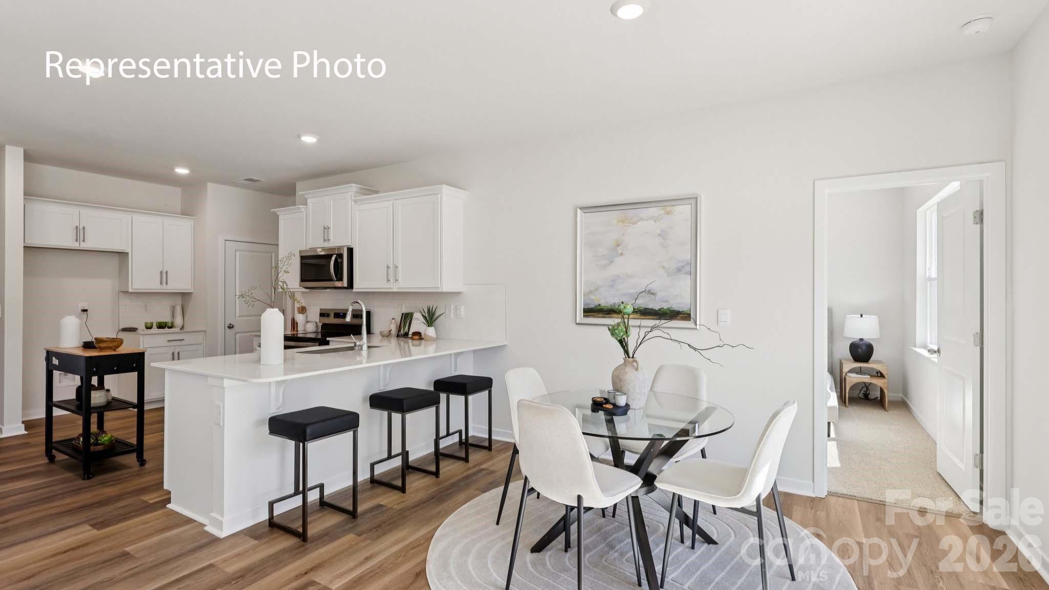 1020 Streamwood Avenue — Newton