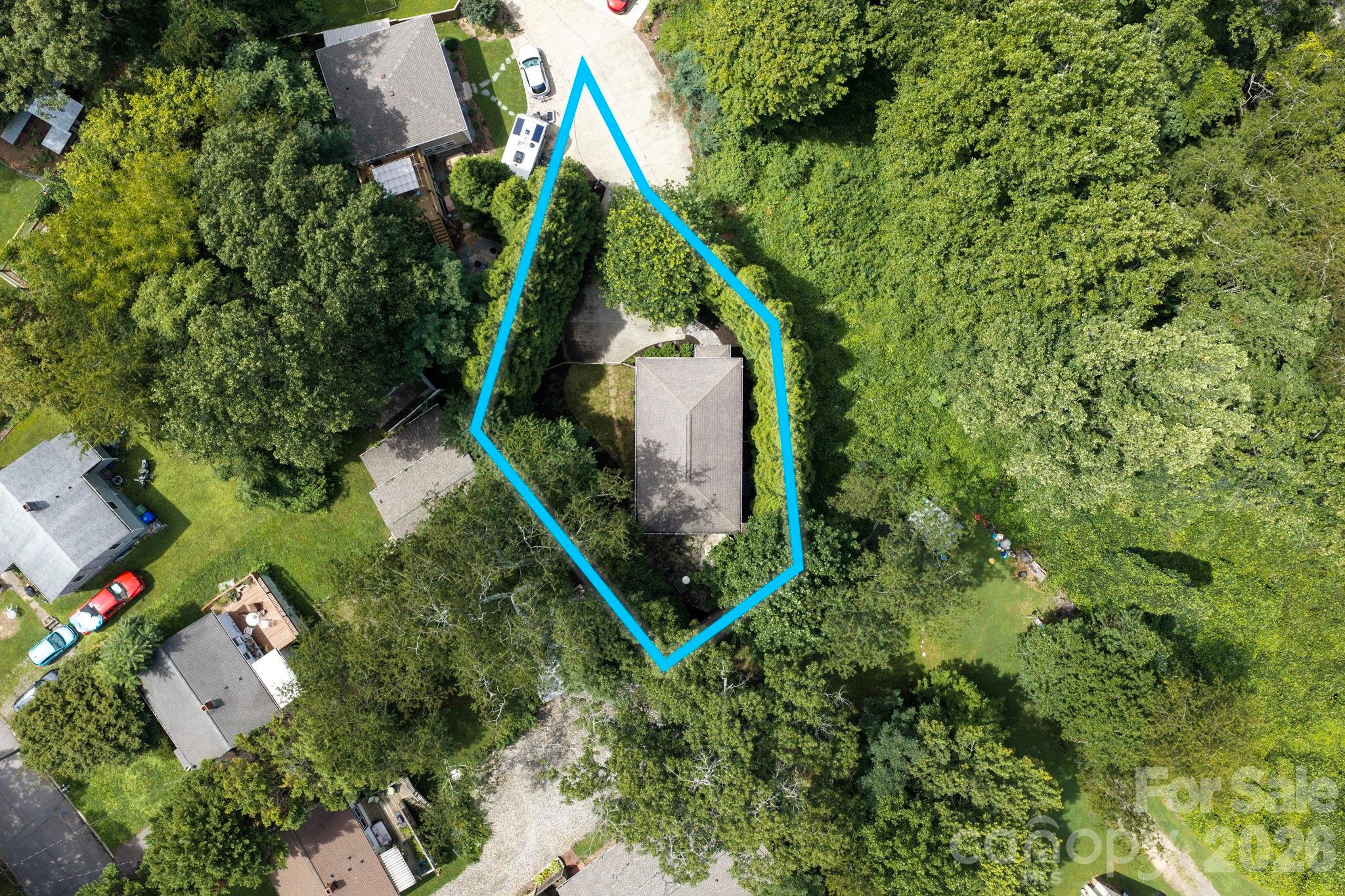 15 Riverlink Lane — Asheville