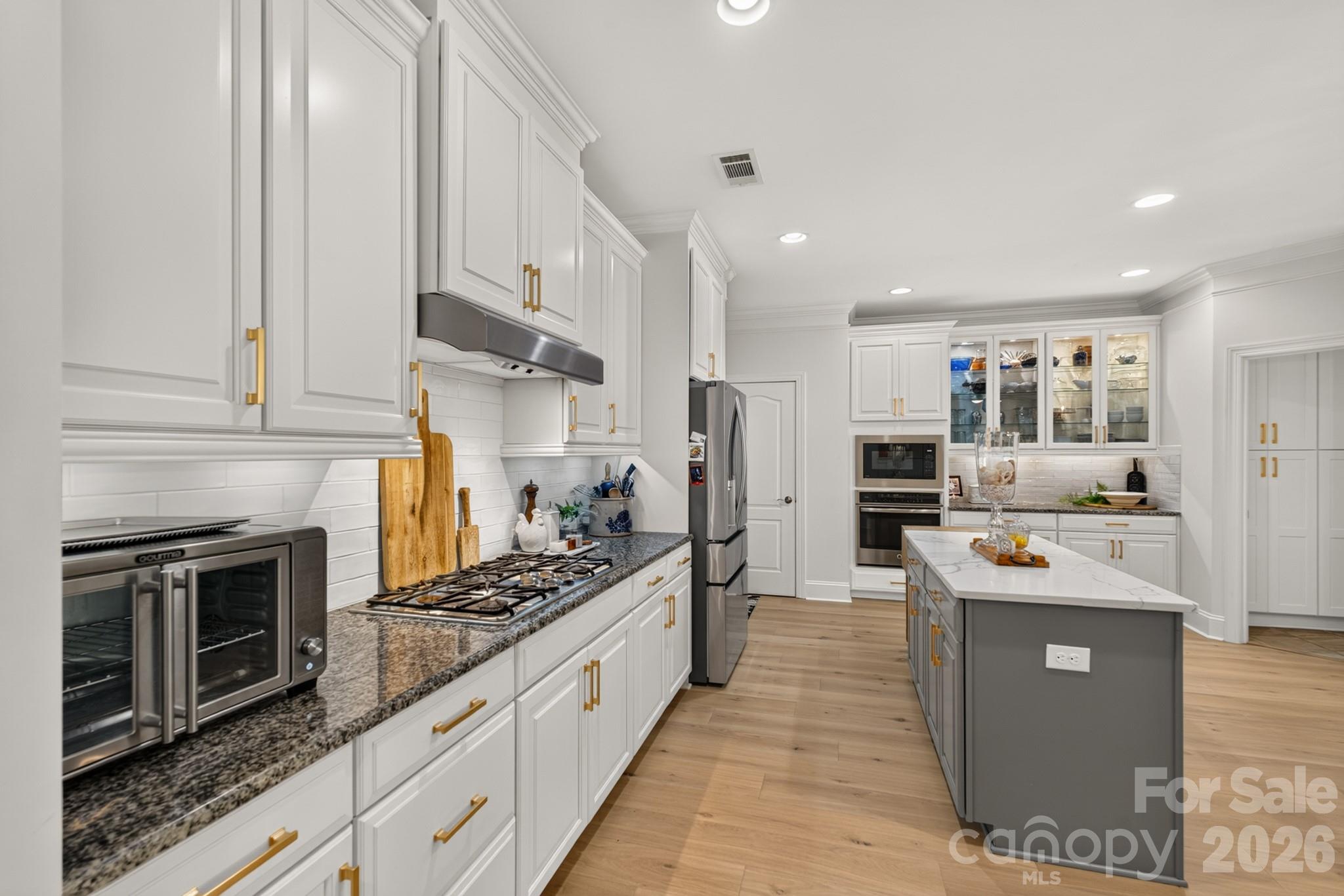 725 Fawns Glen Place — Lake Wylie